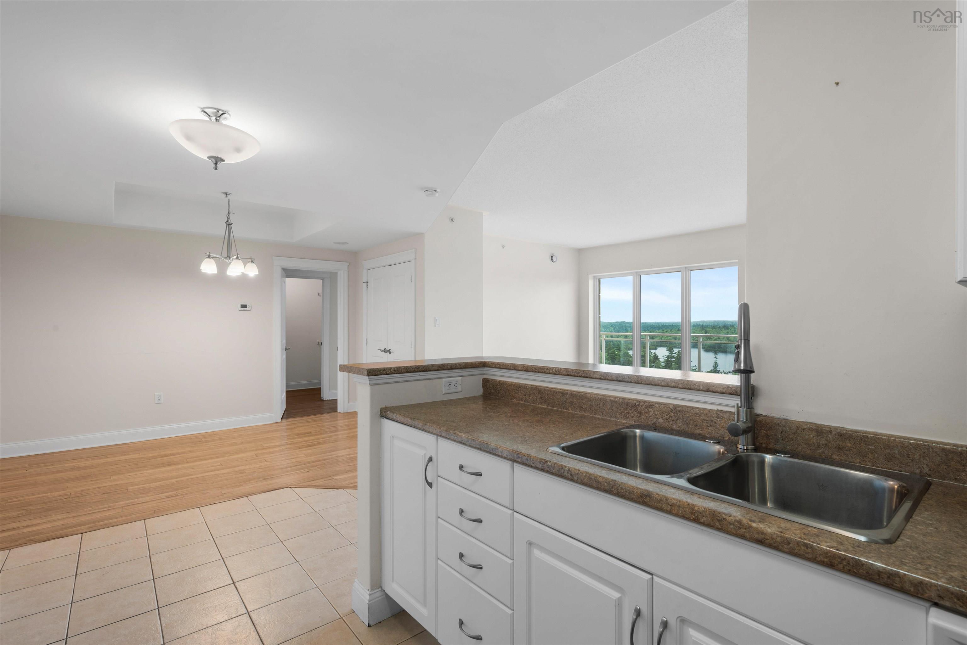 $469,900.00: 609 60 Walter Havill Drive, Halifax