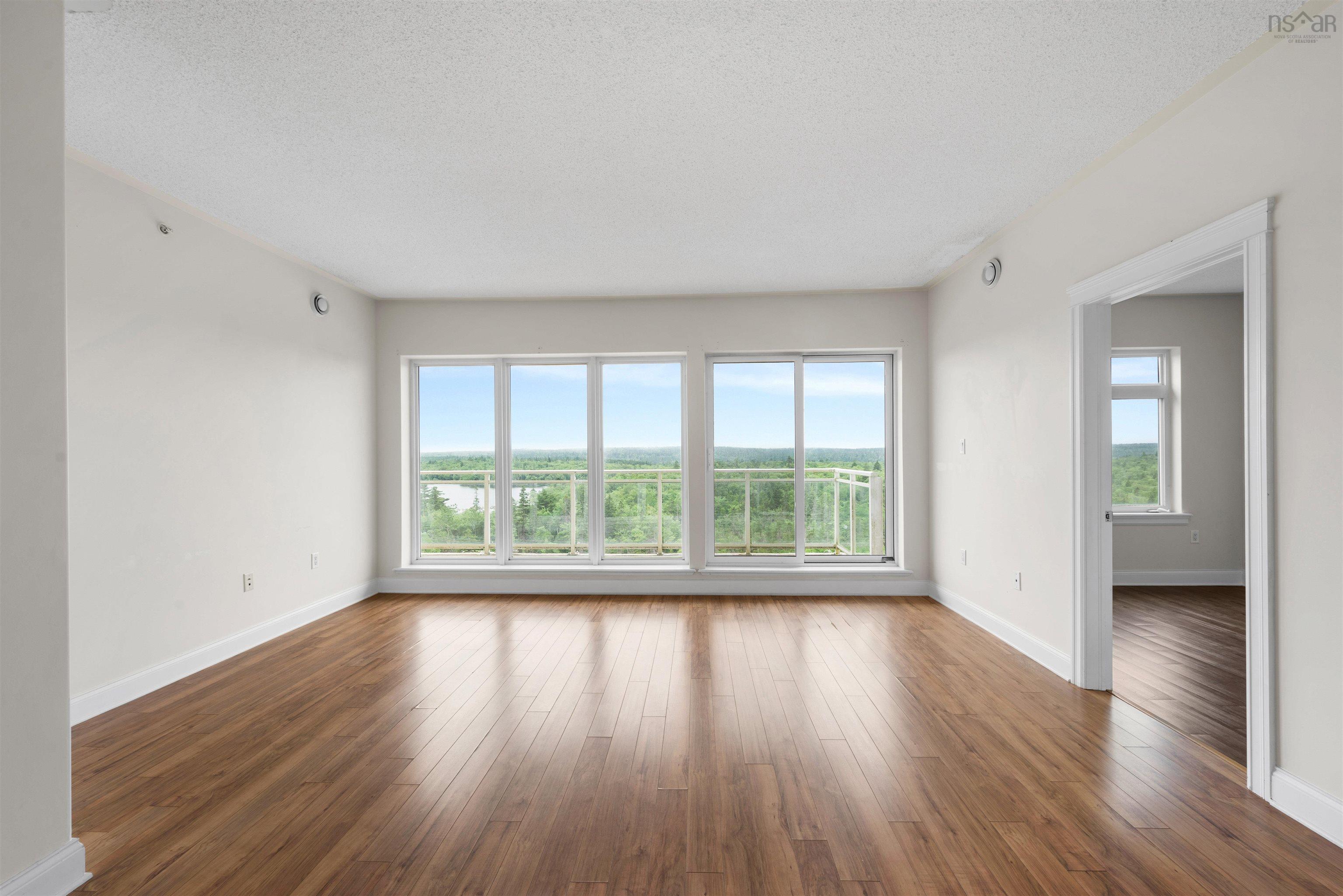 $469,900.00: 609 60 Walter Havill Drive, Halifax
