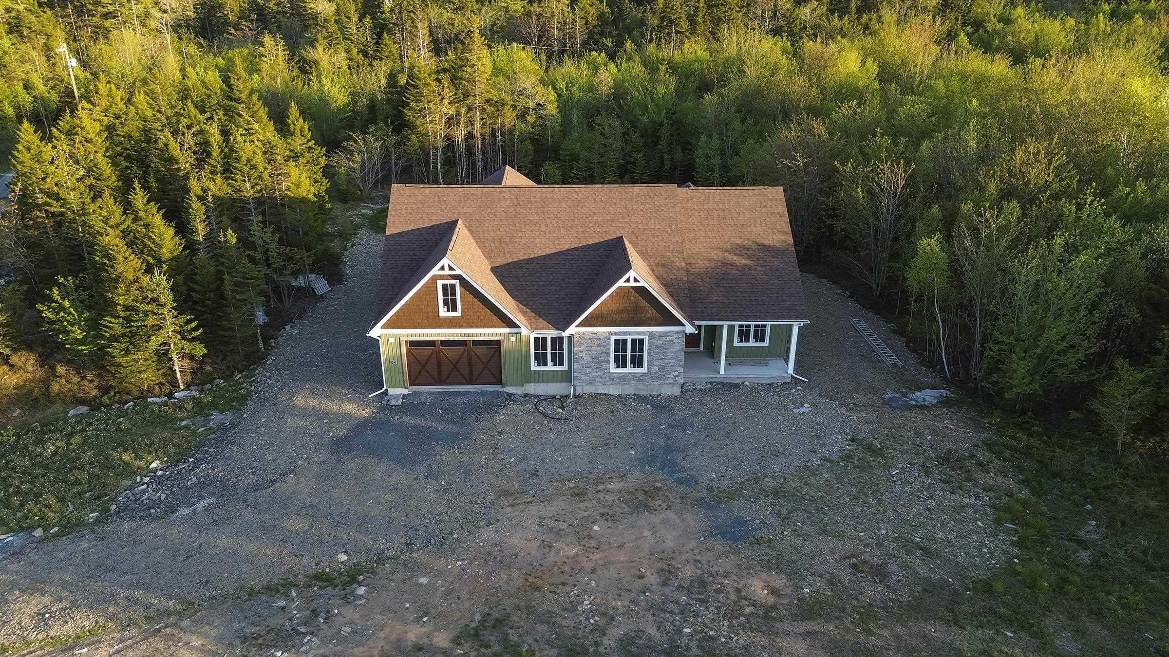 $899,900.00: 84 Sugarwood Court, Porters Lake
