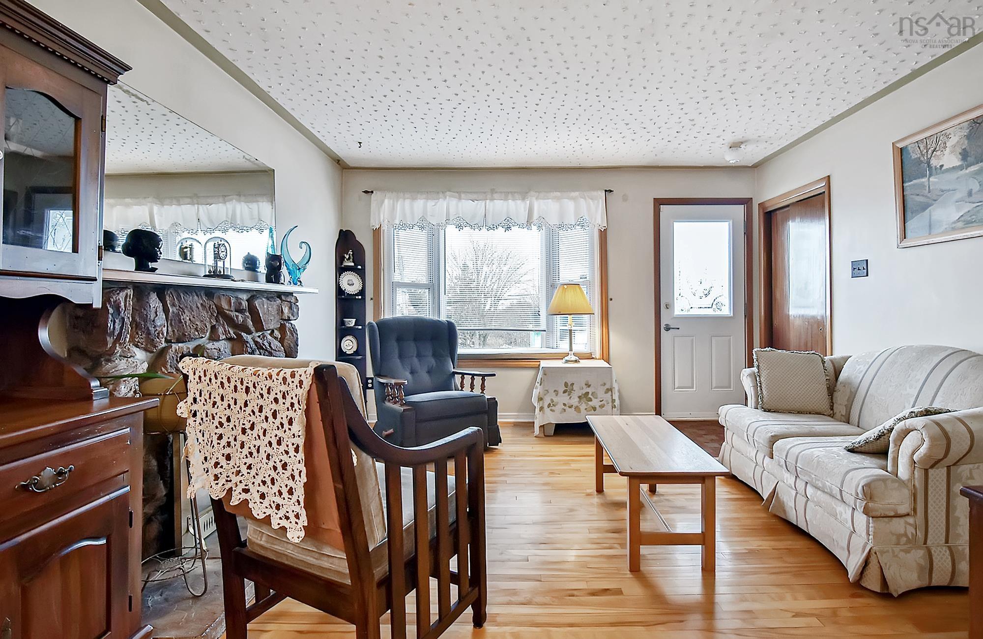 $419,000.00: 24 Edmond Drive, Dartmouth
