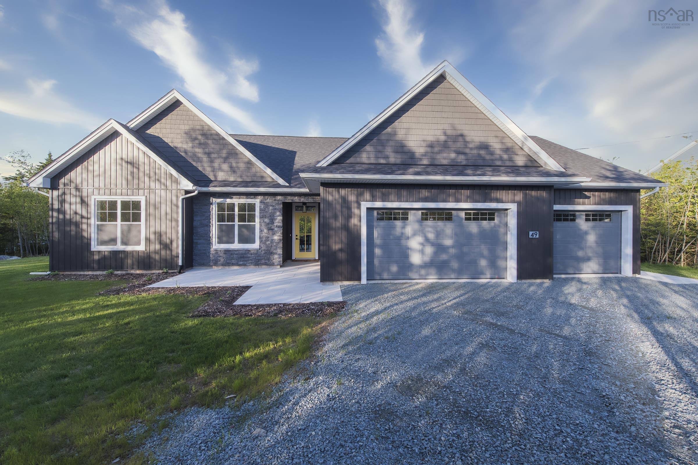 $829,900.00: 49 Dewberry Drive, Porters Lake