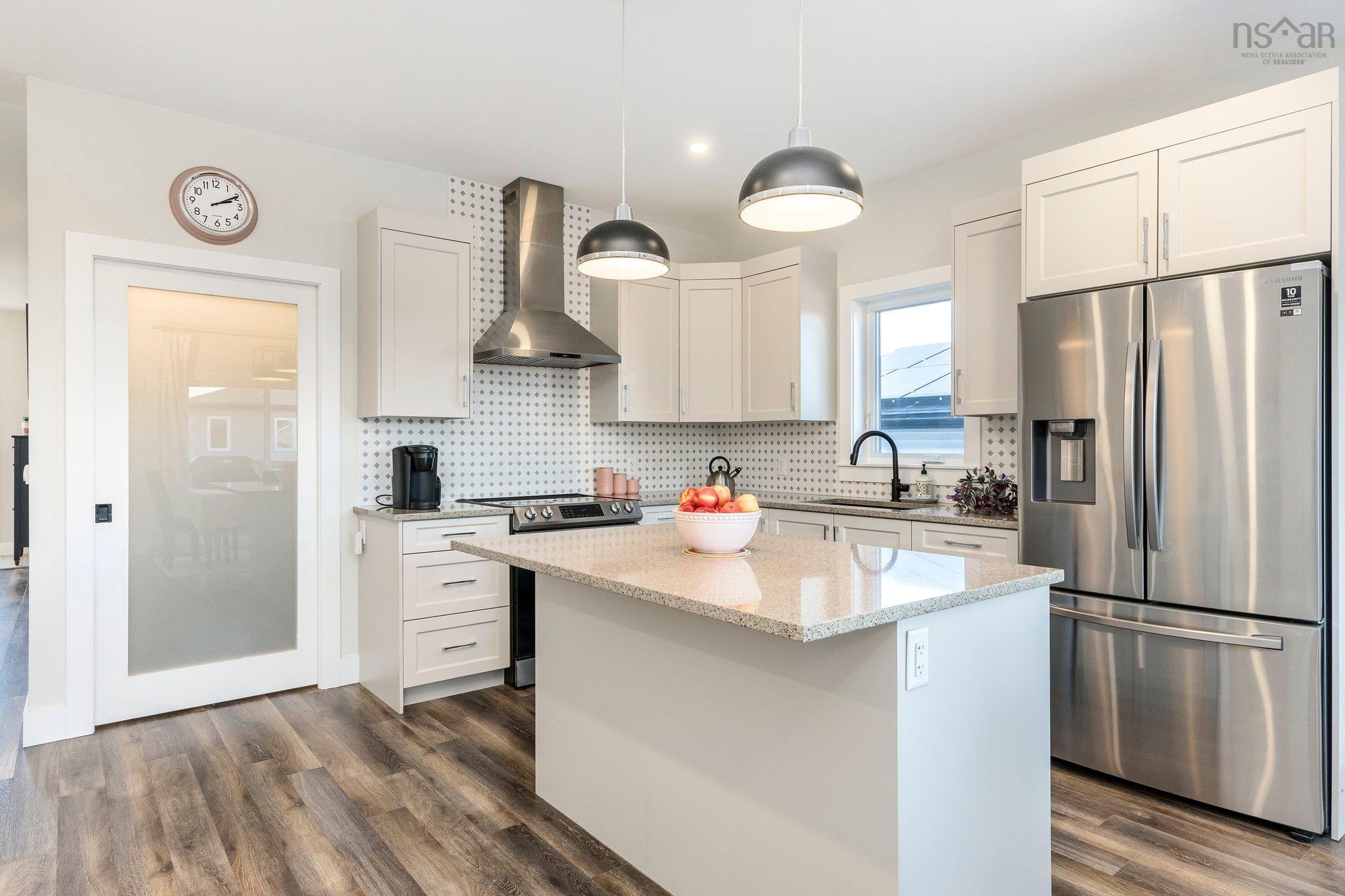 $579,900.00: 15 Thorngrove Lane, Timberlea