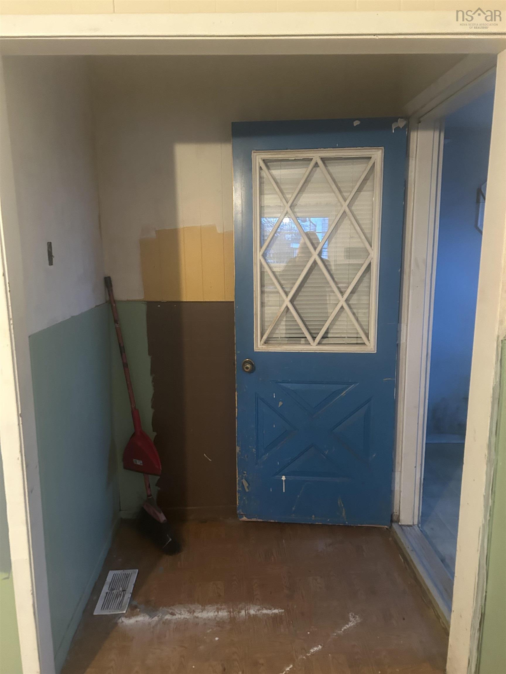 $60,000.00: 17 Barrington Street, Sydney Mines