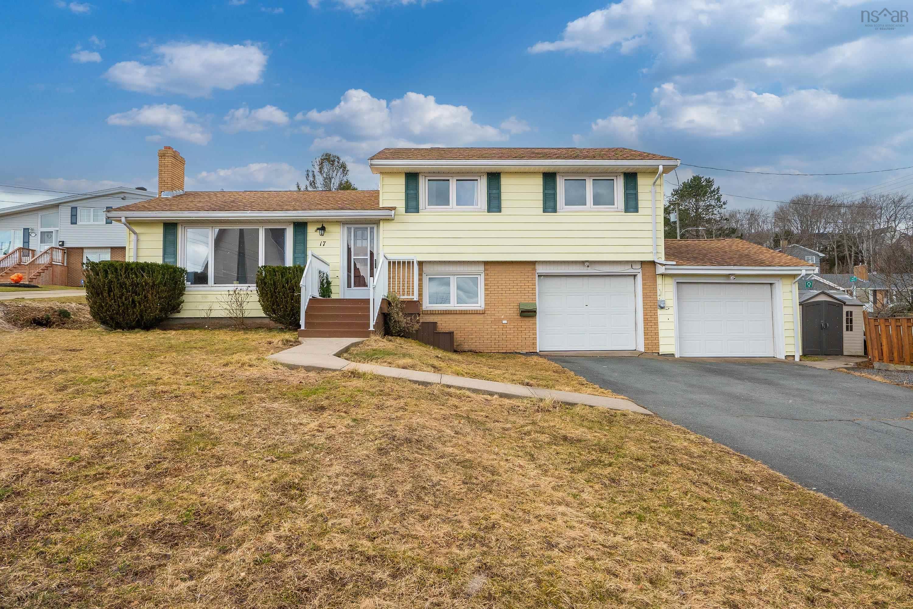 $649,000.00: 17 Flamingo Drive, Halifax