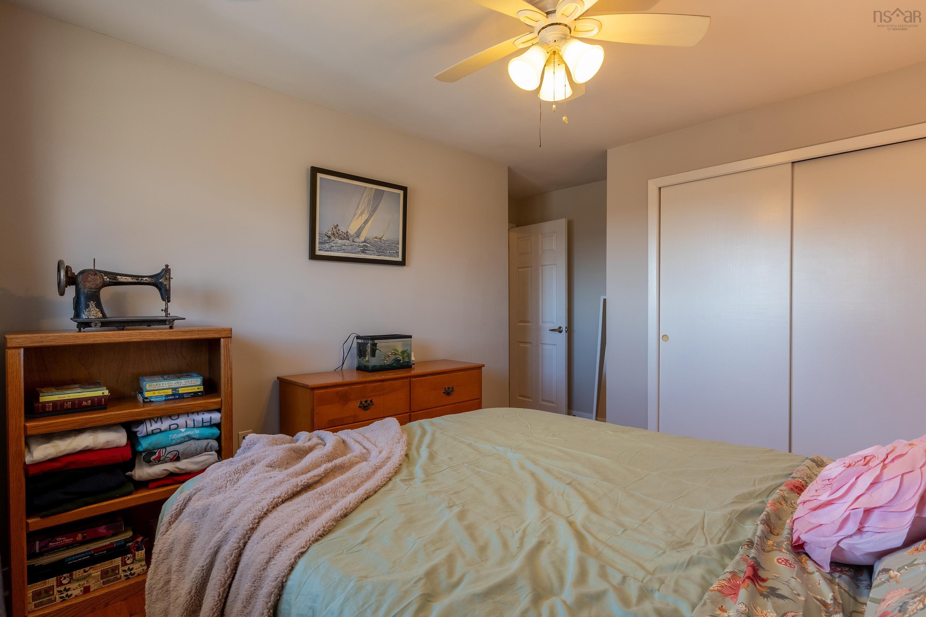 $649,000.00: 17 Flamingo Drive, Halifax