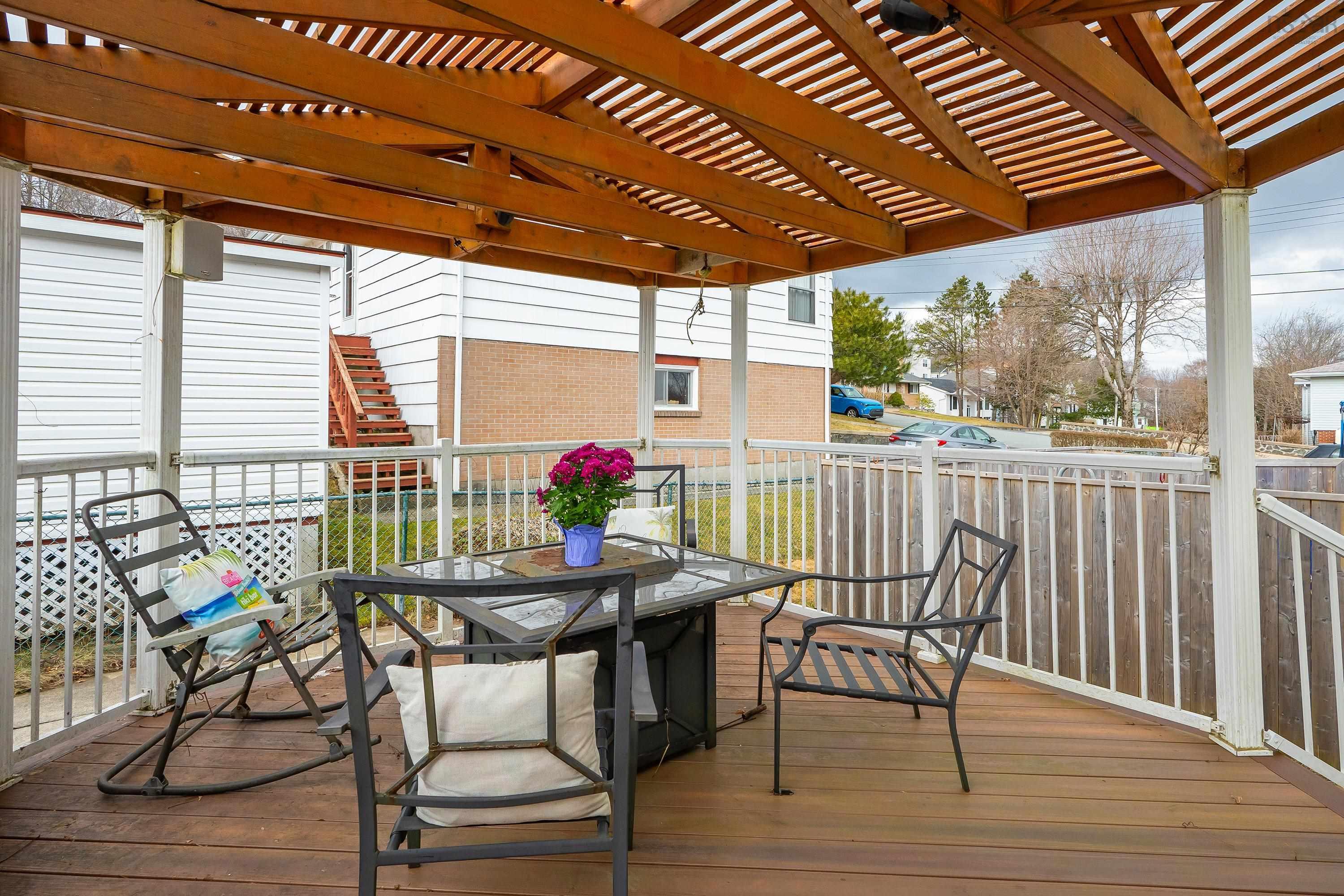 $649,000.00: 17 Flamingo Drive, Halifax