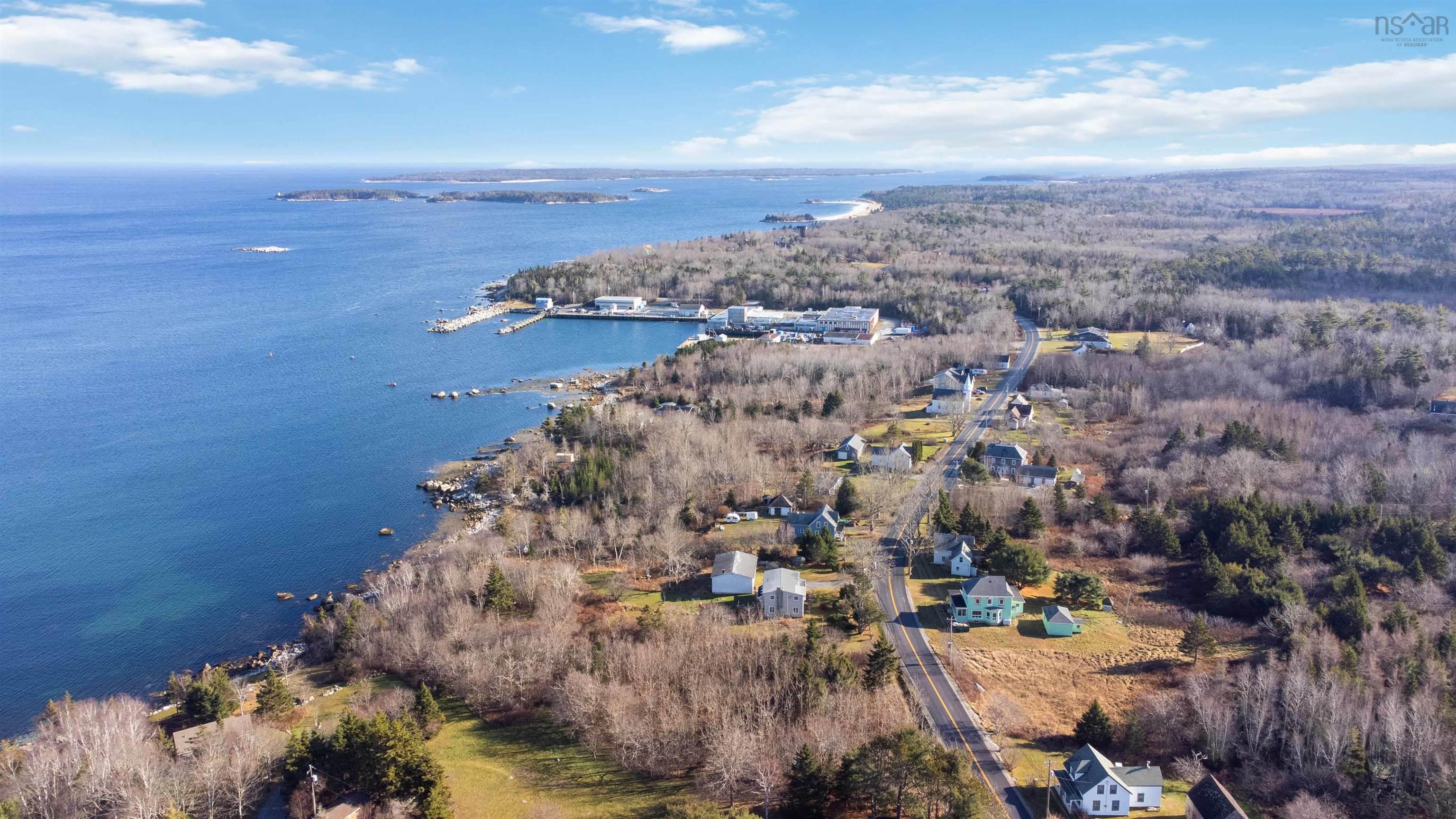 $599,000.00: 335 CENTRAL PORT MOUTON Road, Port Mouton