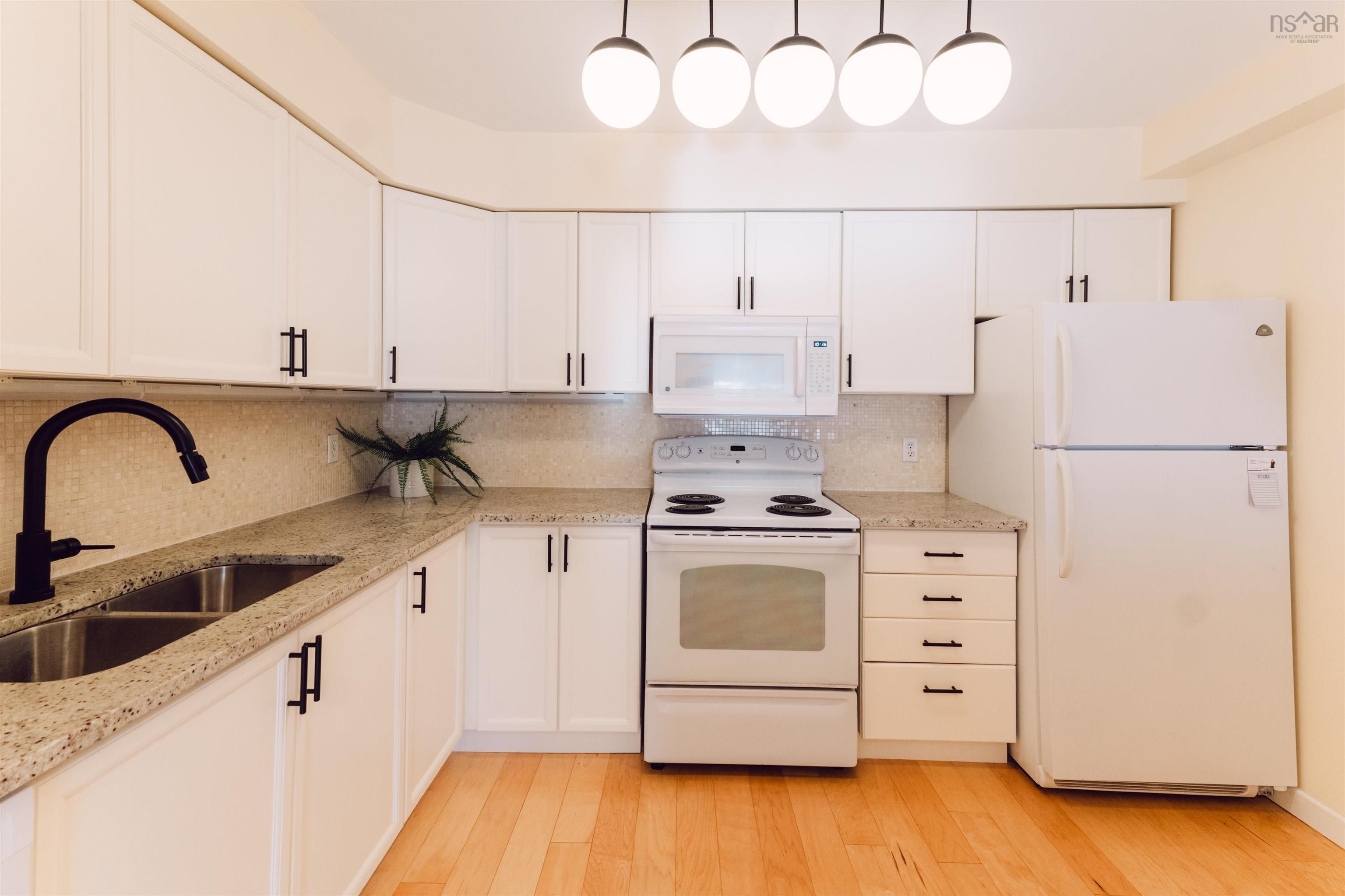 $419,900.00: 409 5230 Tobin Street, Halifax