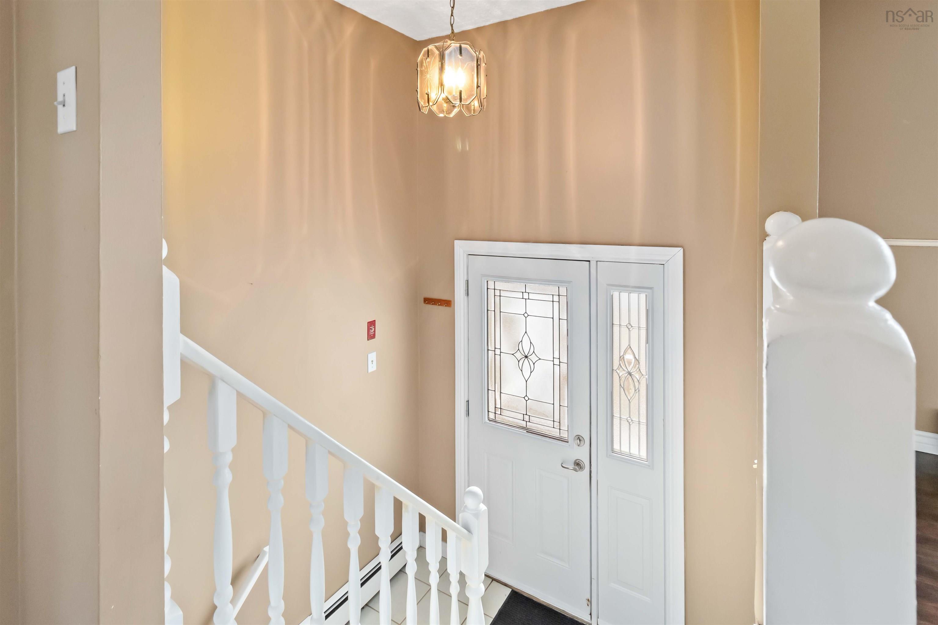 $400,000.00: 31 Redoubt Way, Eastern Passage