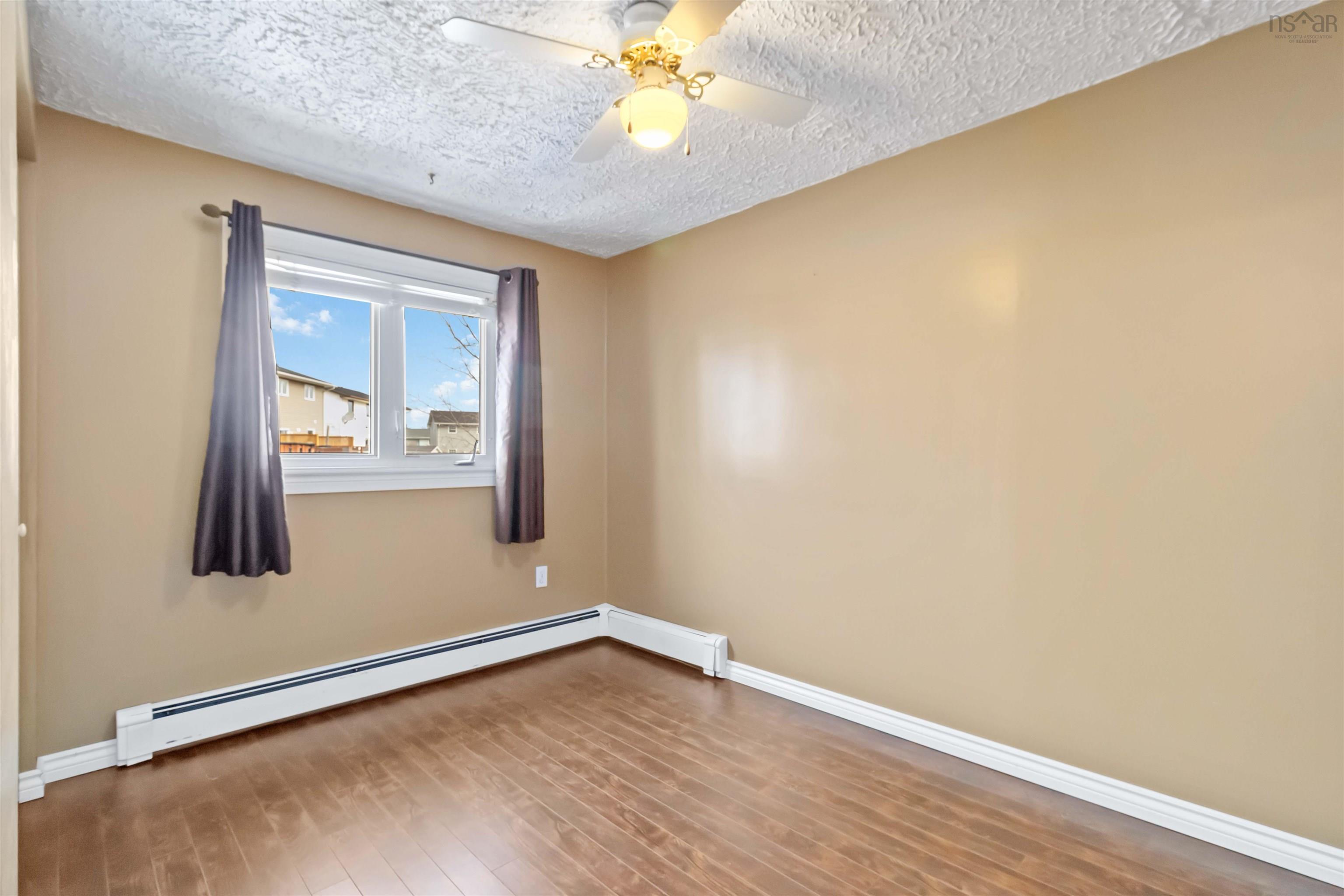 $400,000.00: 31 Redoubt Way, Eastern Passage