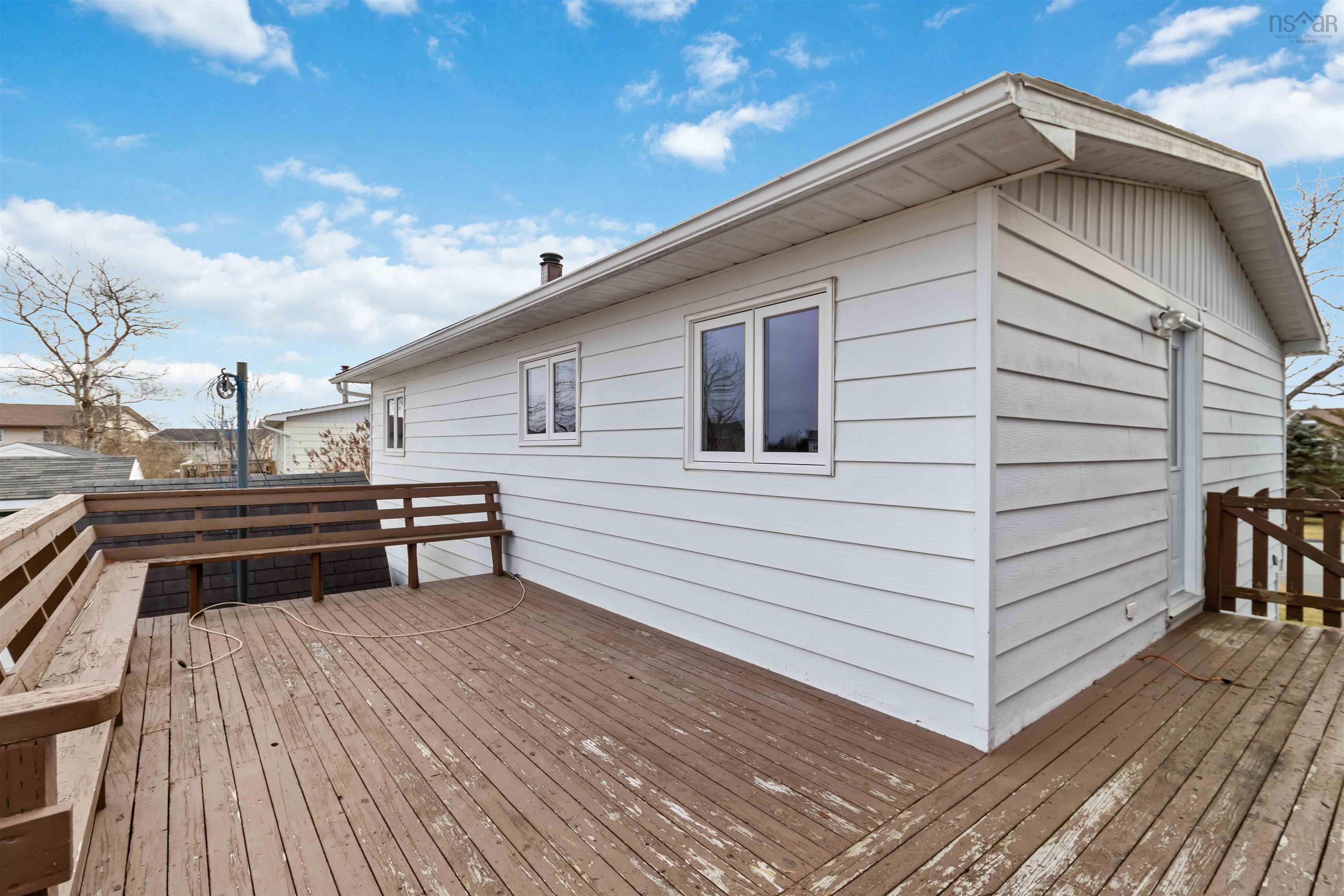 $400,000.00: 31 Redoubt Way, Eastern Passage