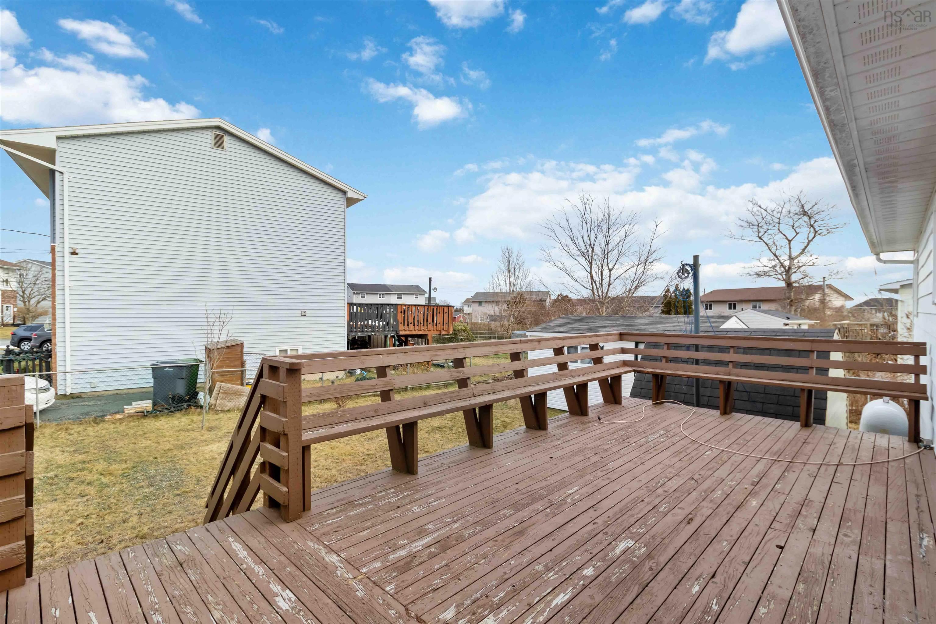 $400,000.00: 31 Redoubt Way, Eastern Passage