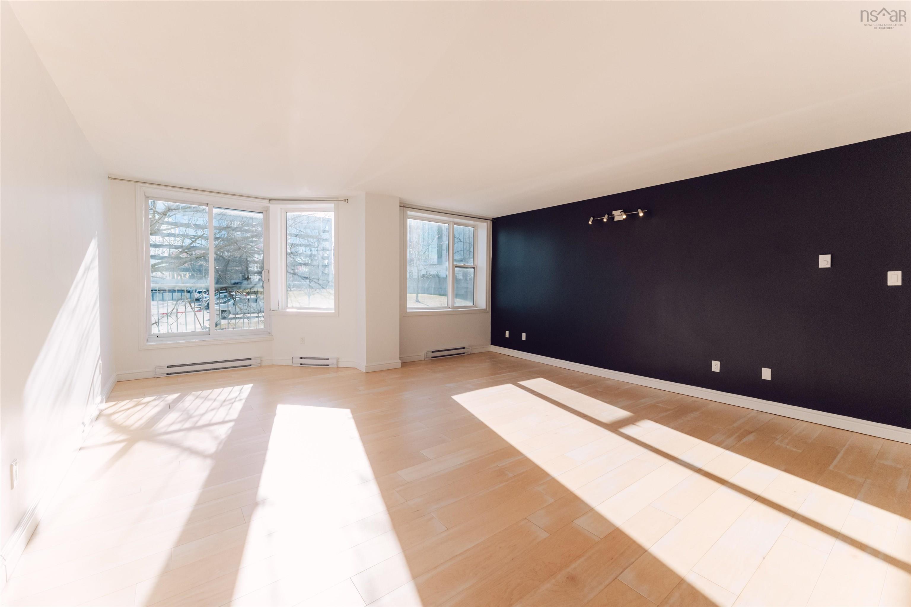 $439,000.00: 315 1326 Lower Water Street, Halifax