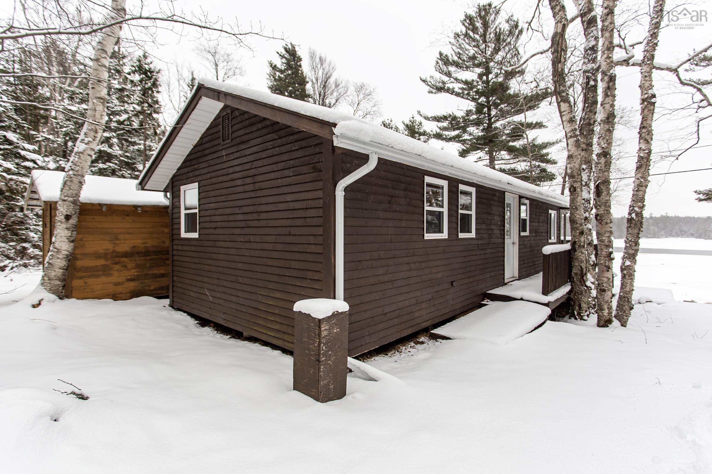 $295,000.00: 73 Baillie Lake Road, West Springhill
