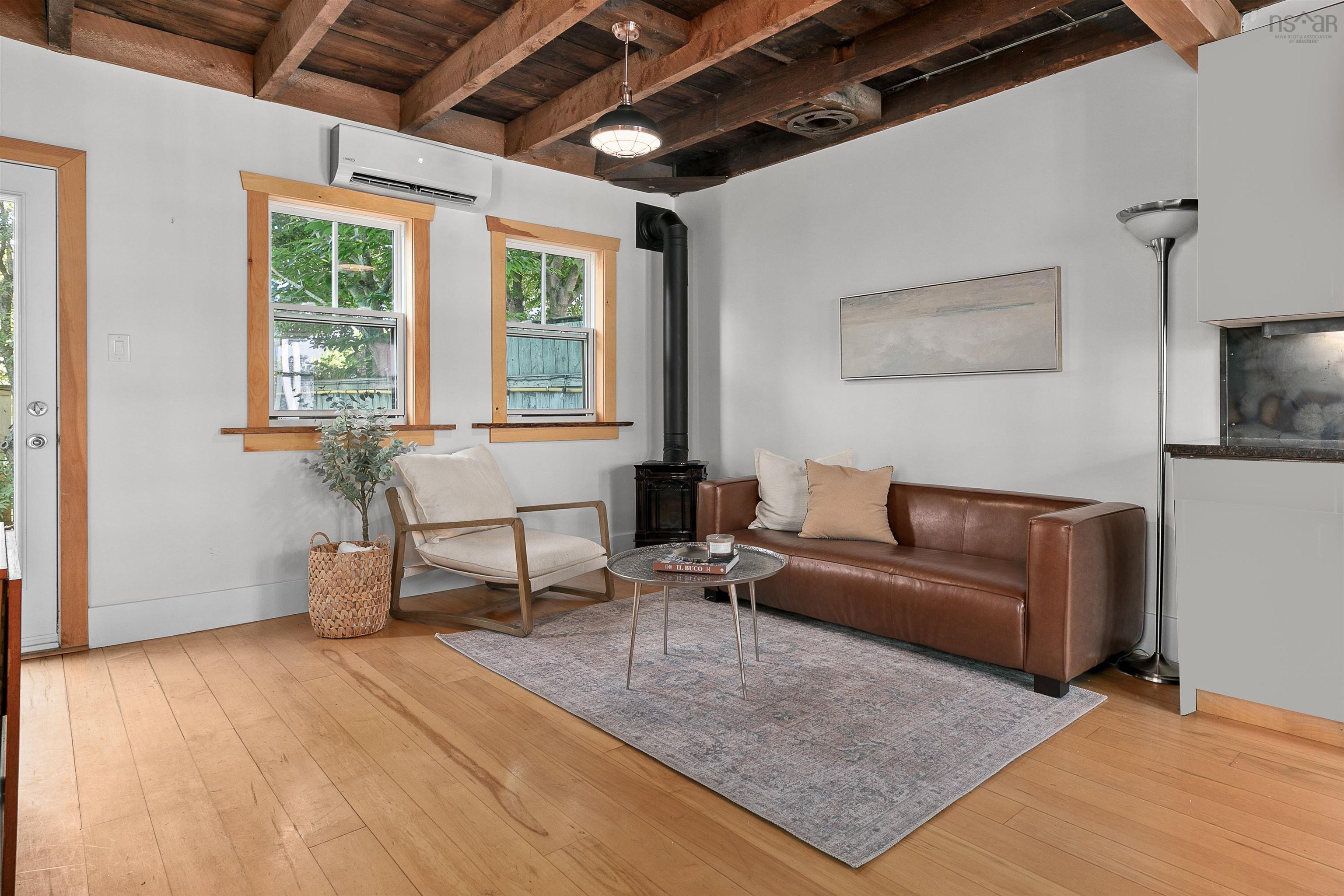 $799,999.00: 5568 Falkland Street, Halifax