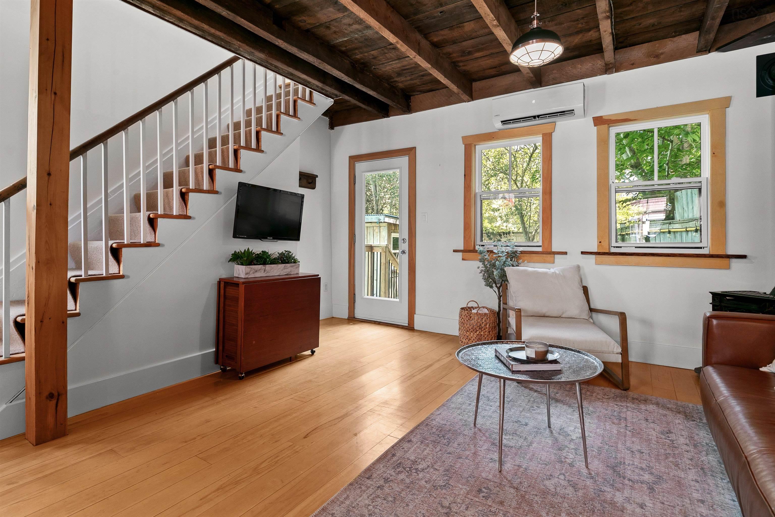 $799,999.00: 5568 Falkland Street, Halifax