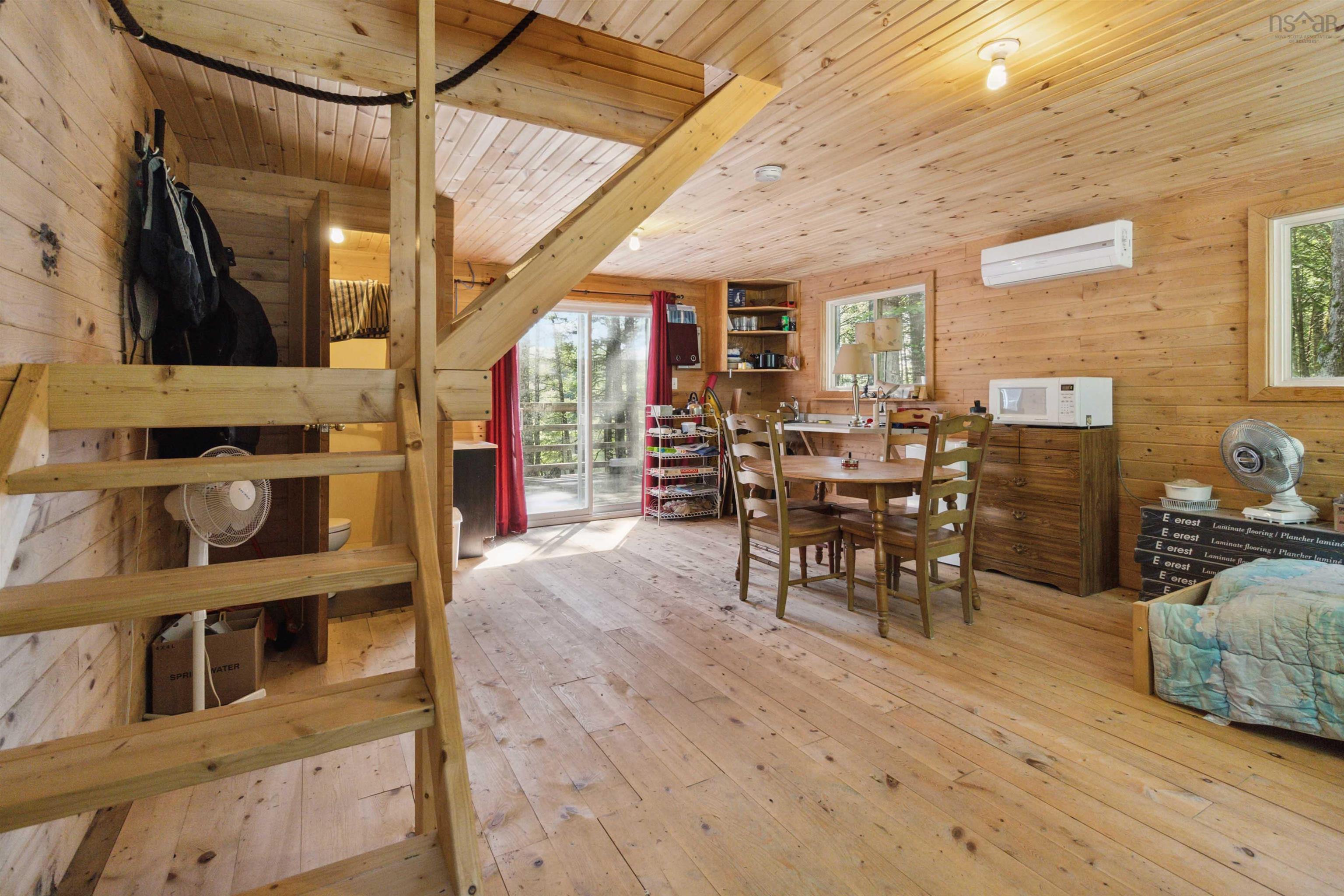 $599,000.00: 87 Edith