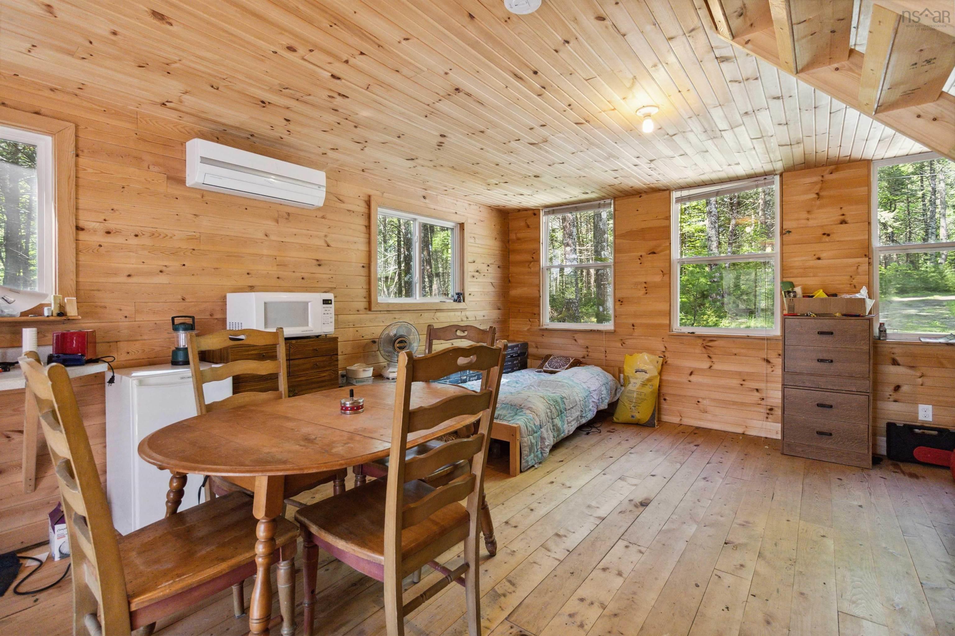 $599,000.00: 87 Edith
