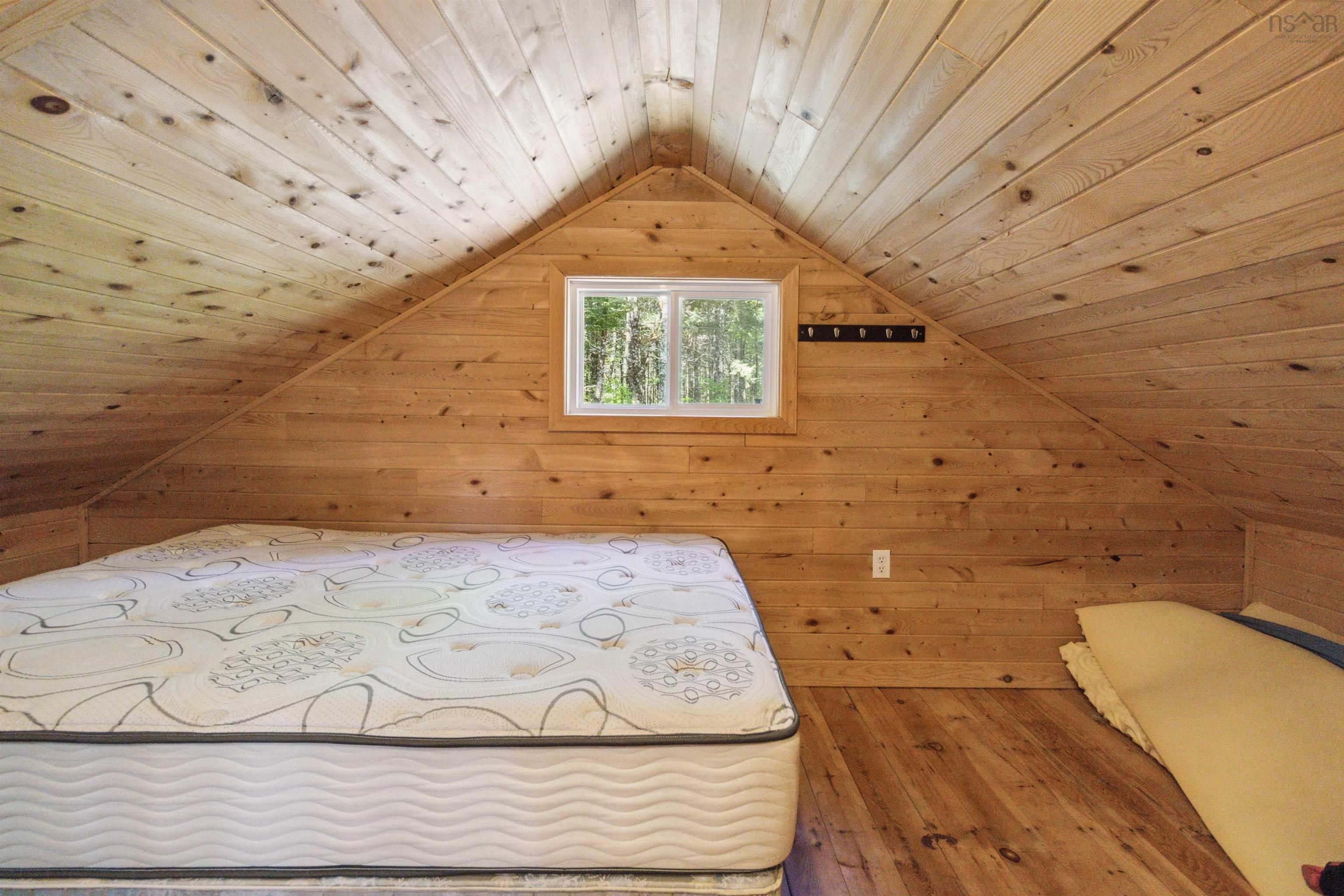 $599,000.00: 87 Edith