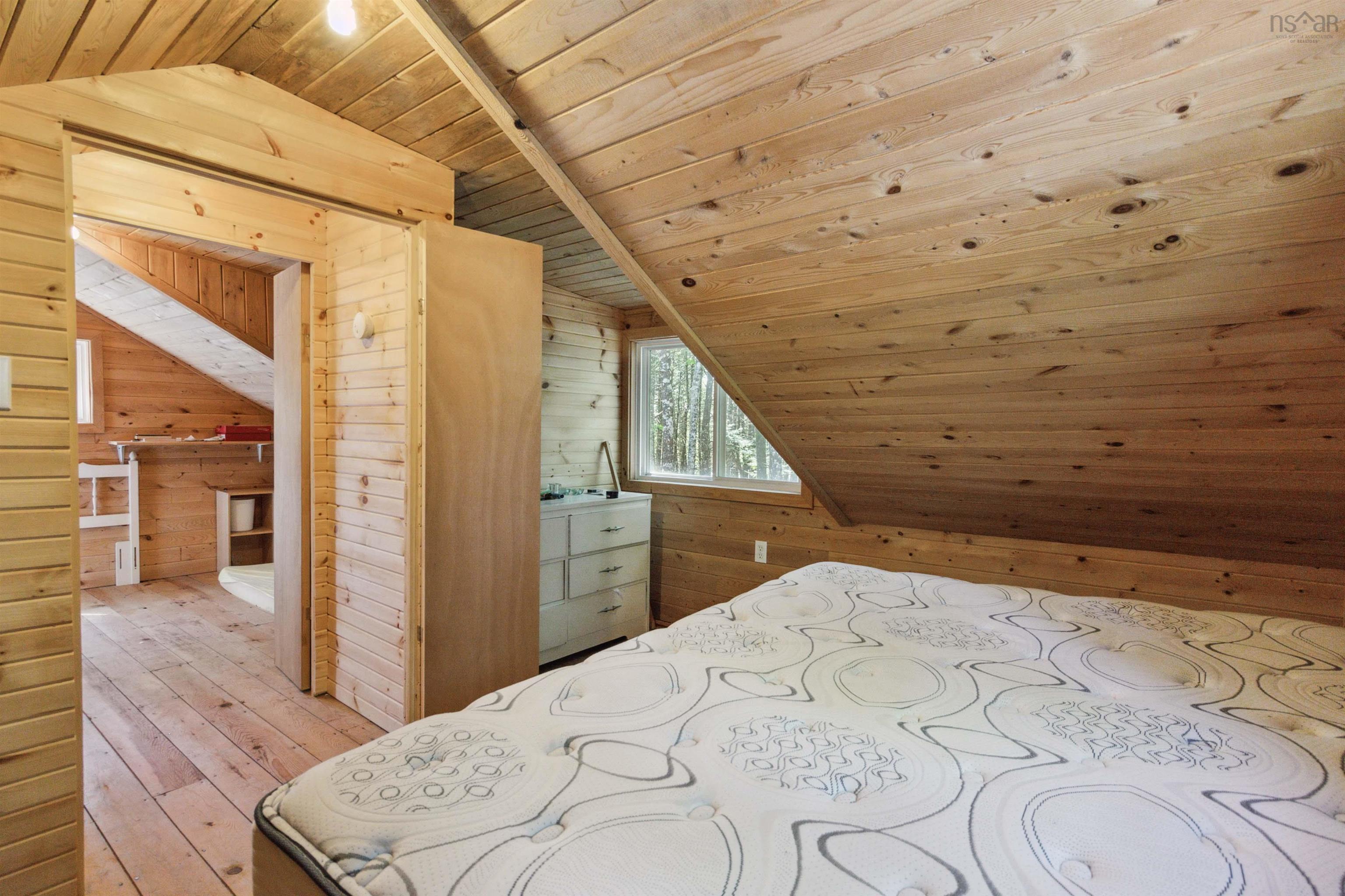 $599,000.00: 87 Edith