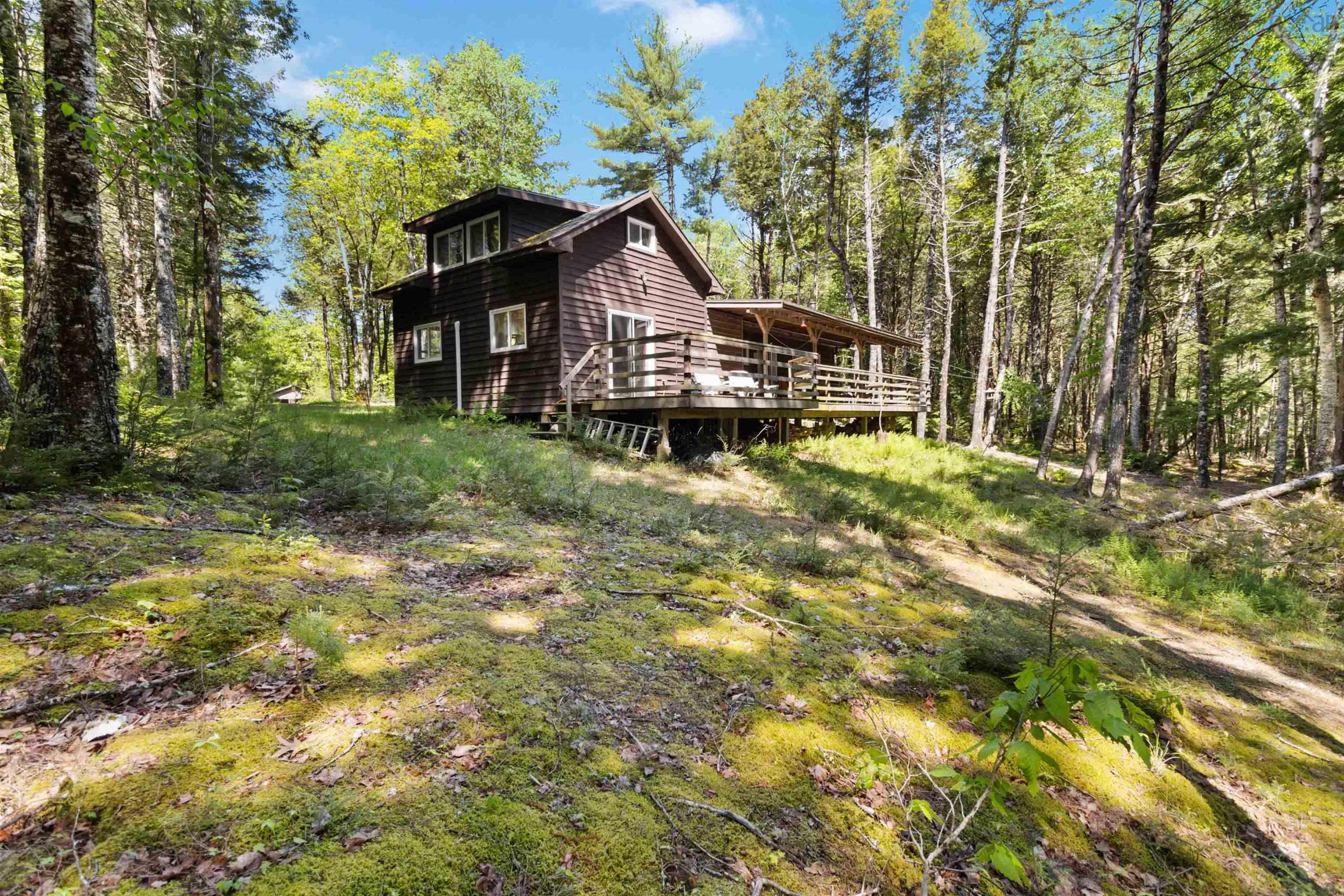 $599,000.00: 87 Edith