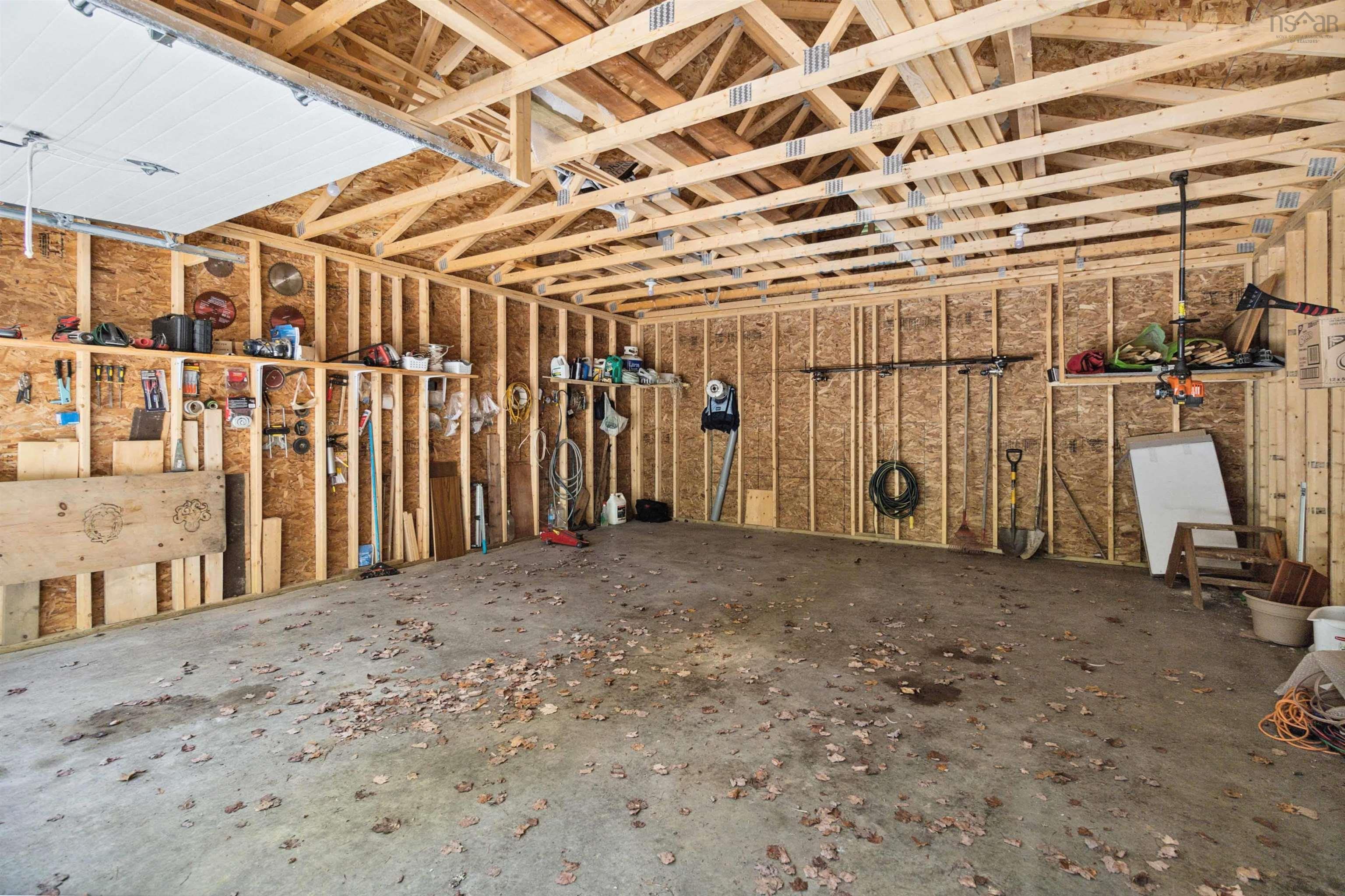 $599,000.00: 87 Edith