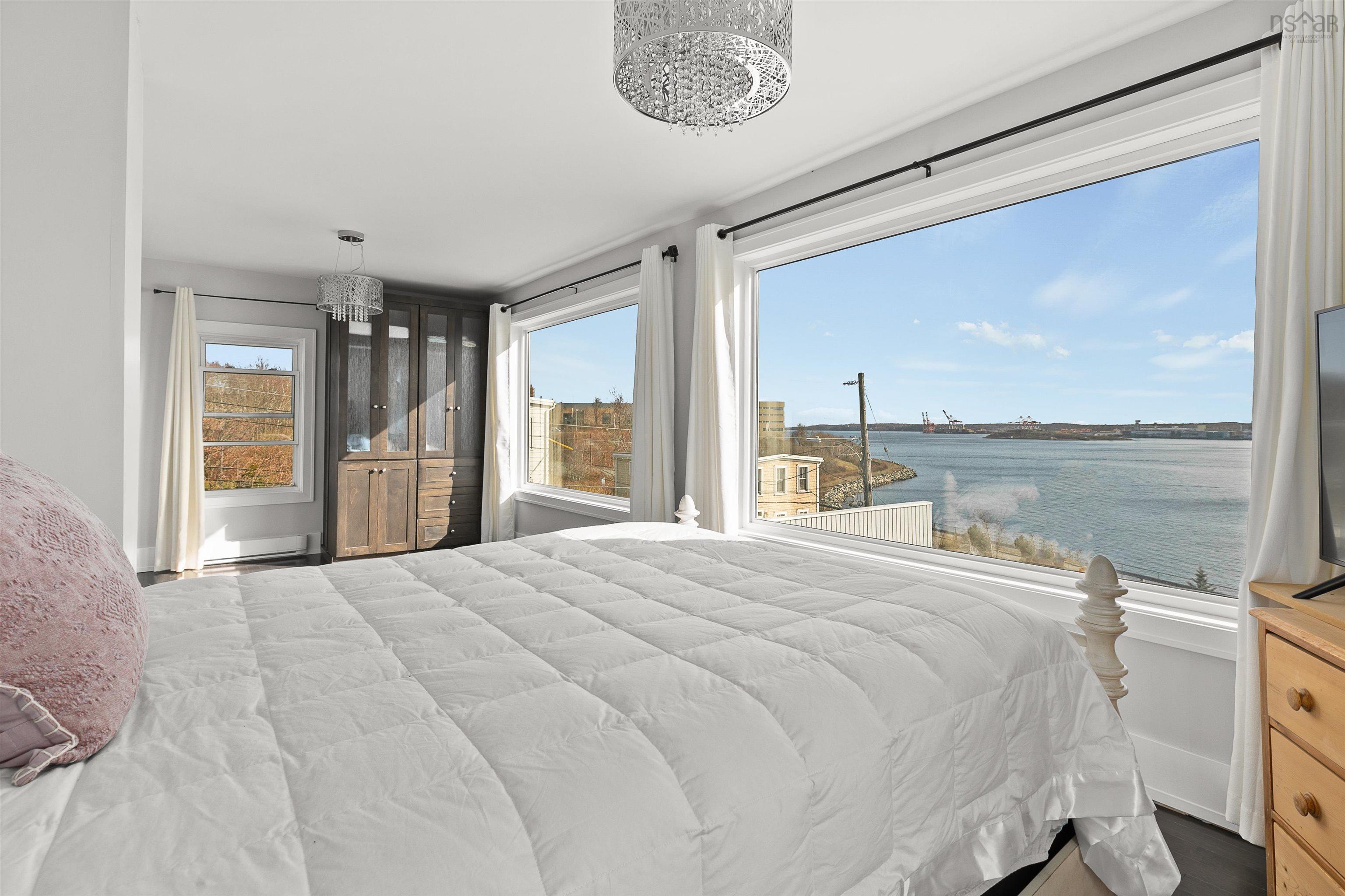 $534,900.00: 30 Cuisack Street, Dartmouth