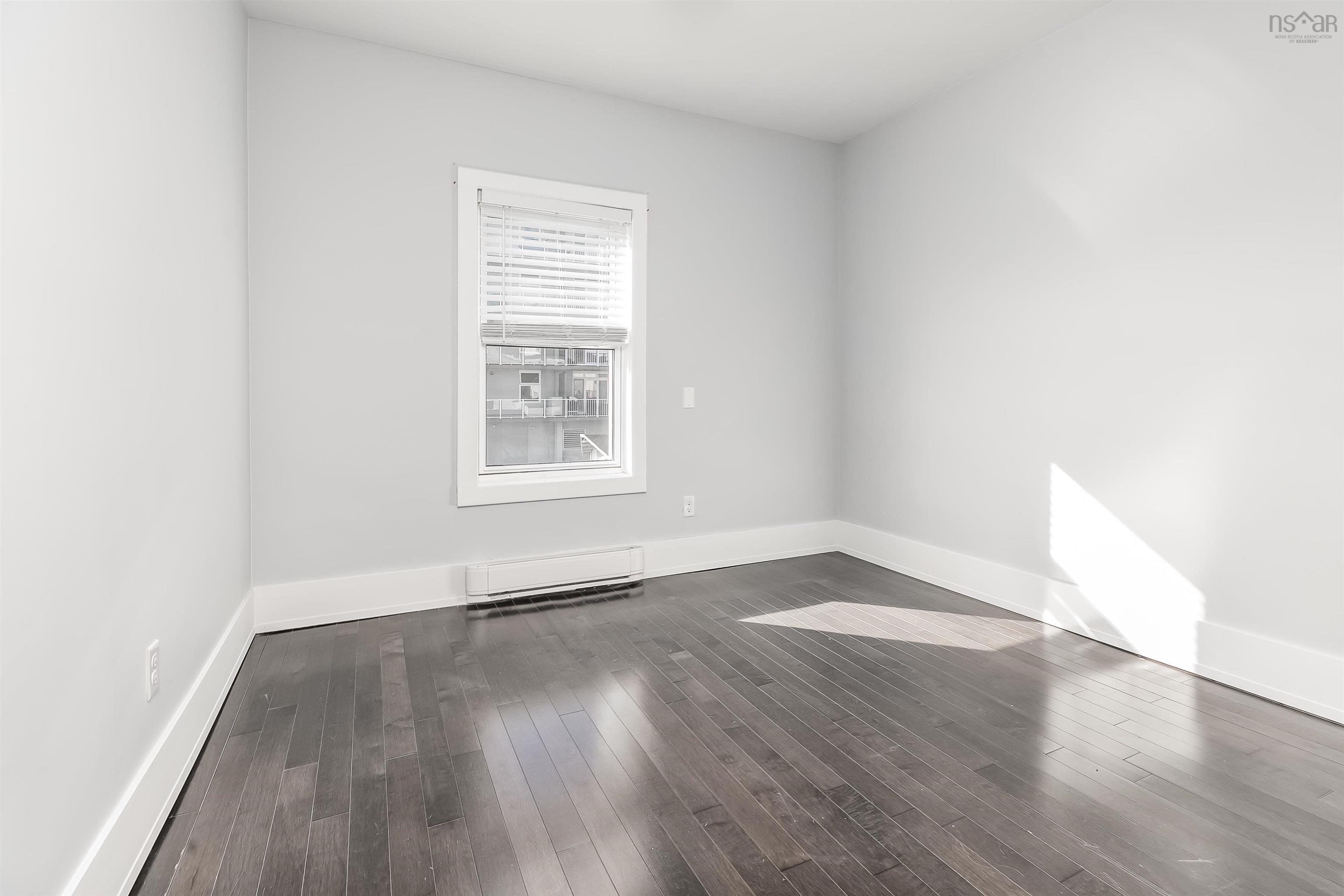 $534,900.00: 30 Cuisack Street, Dartmouth