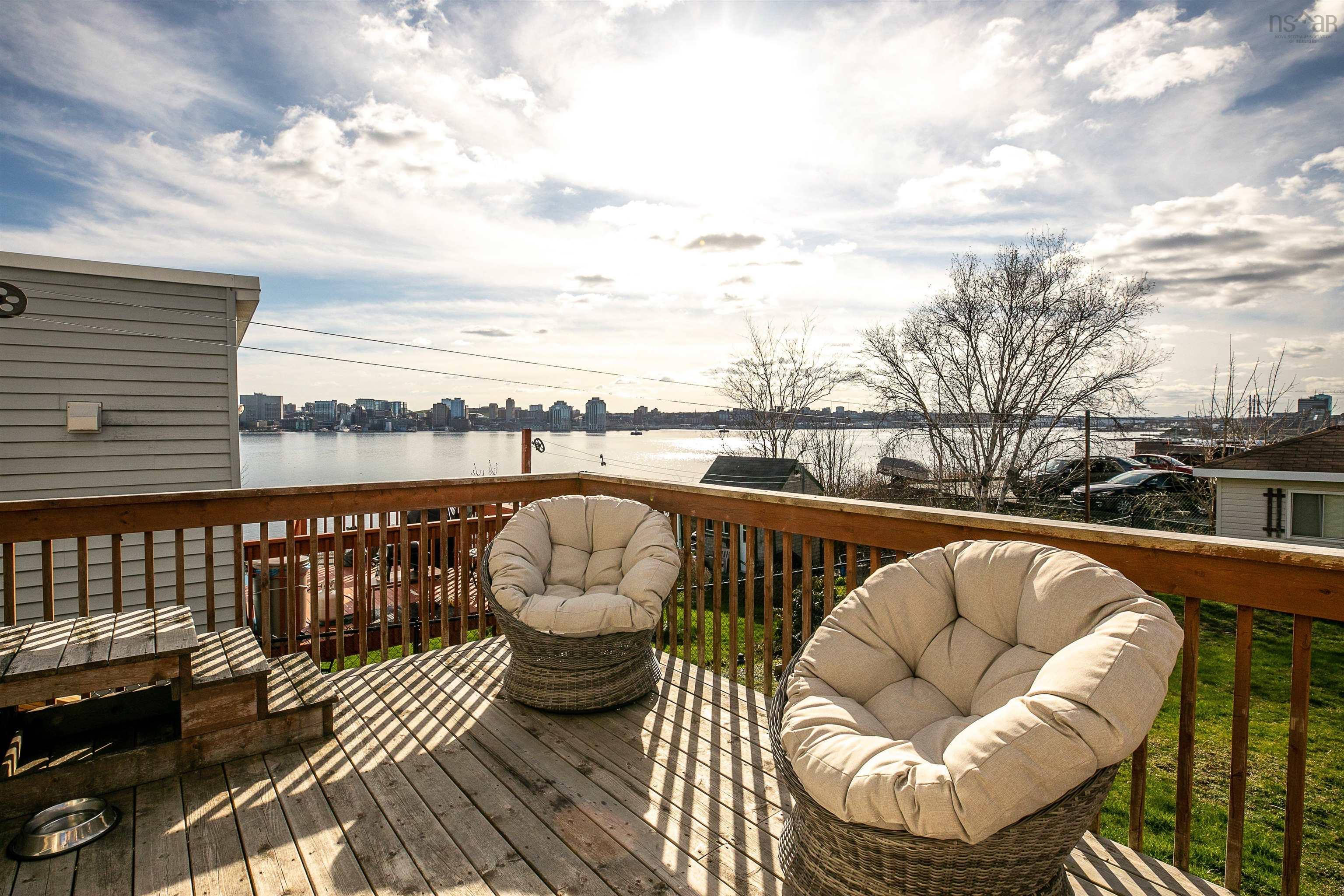 $534,900.00: 30 Cuisack Street, Dartmouth