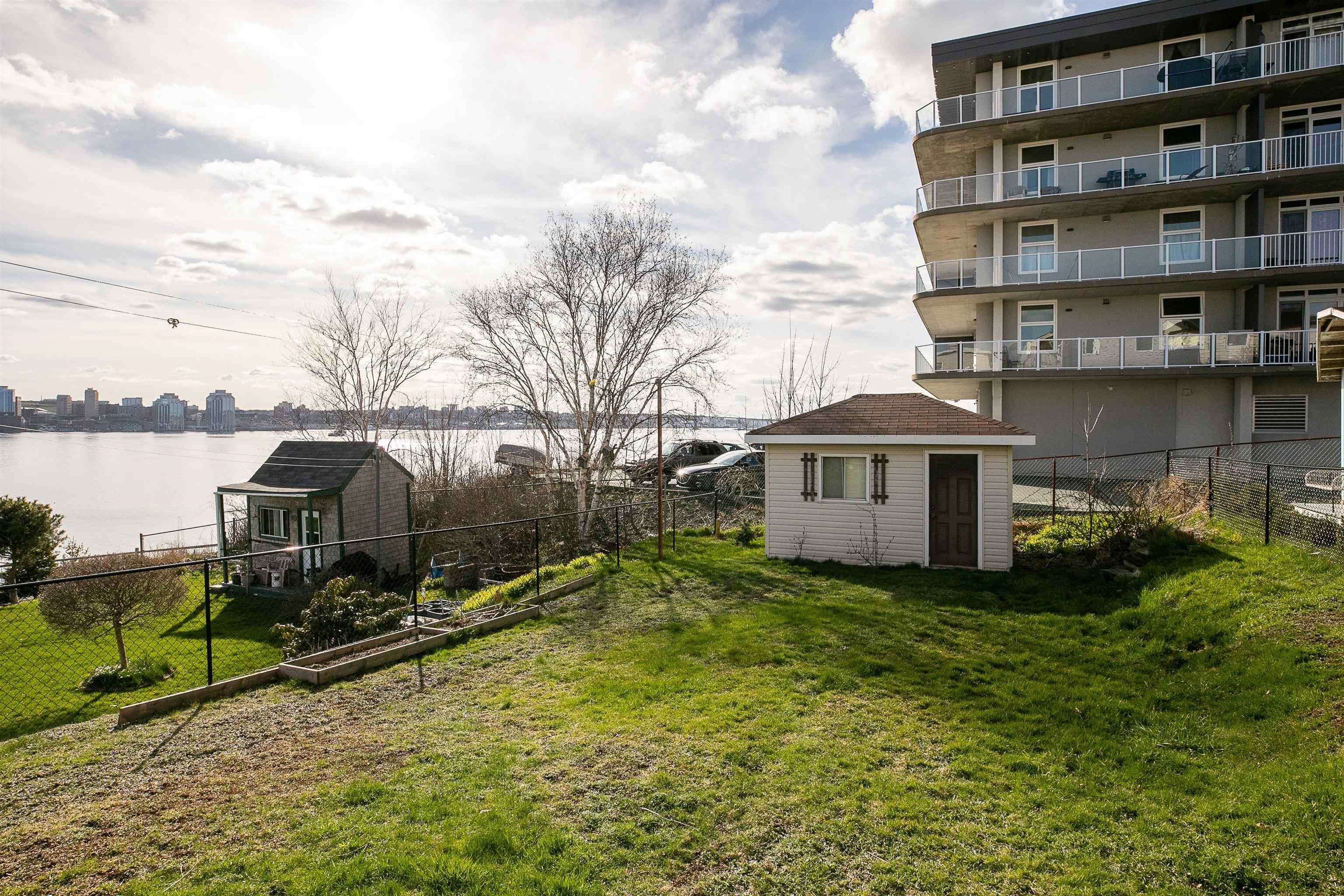 $534,900.00: 30 Cuisack Street, Dartmouth