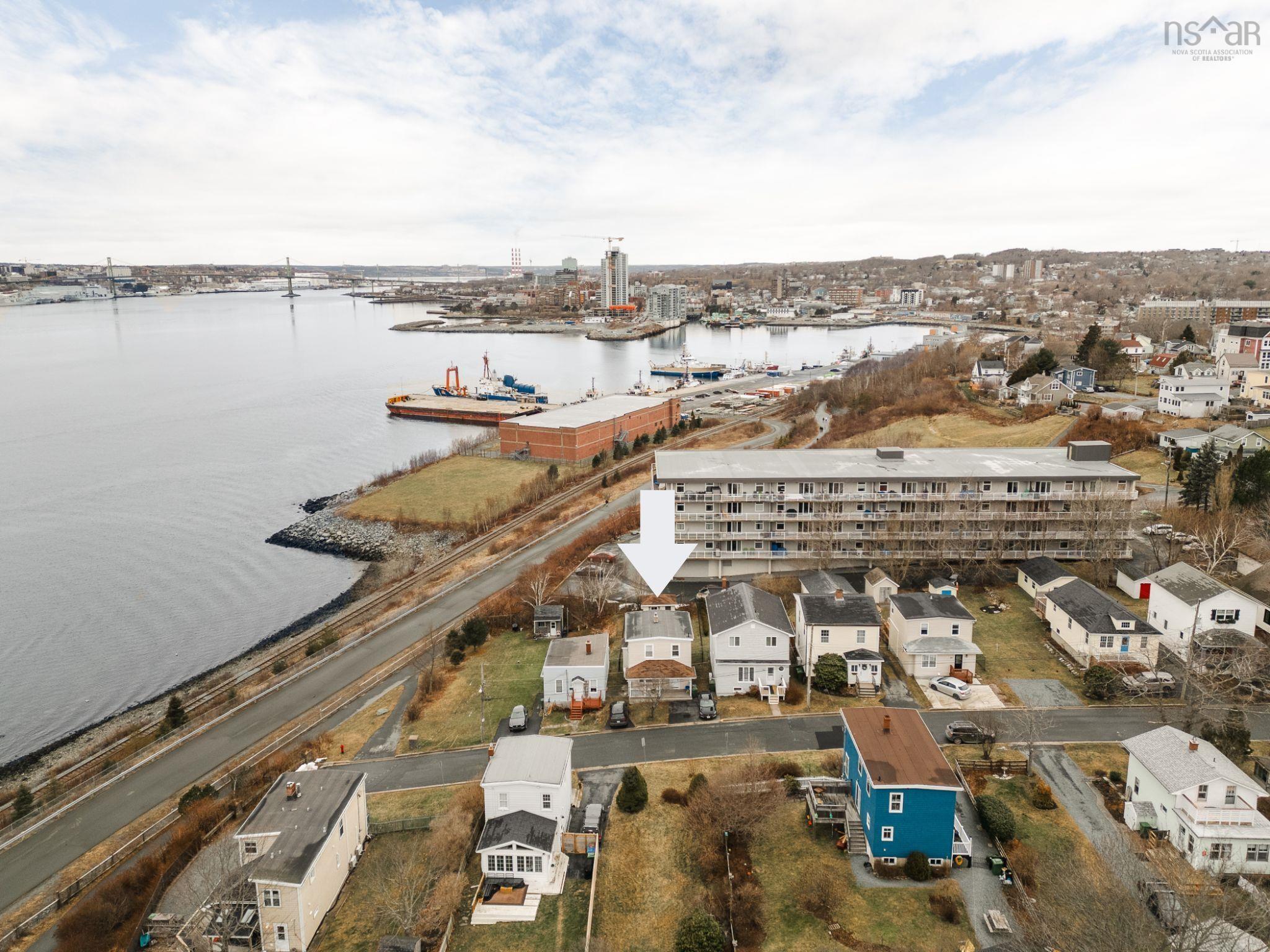 $534,900.00: 30 Cuisack Street, Dartmouth