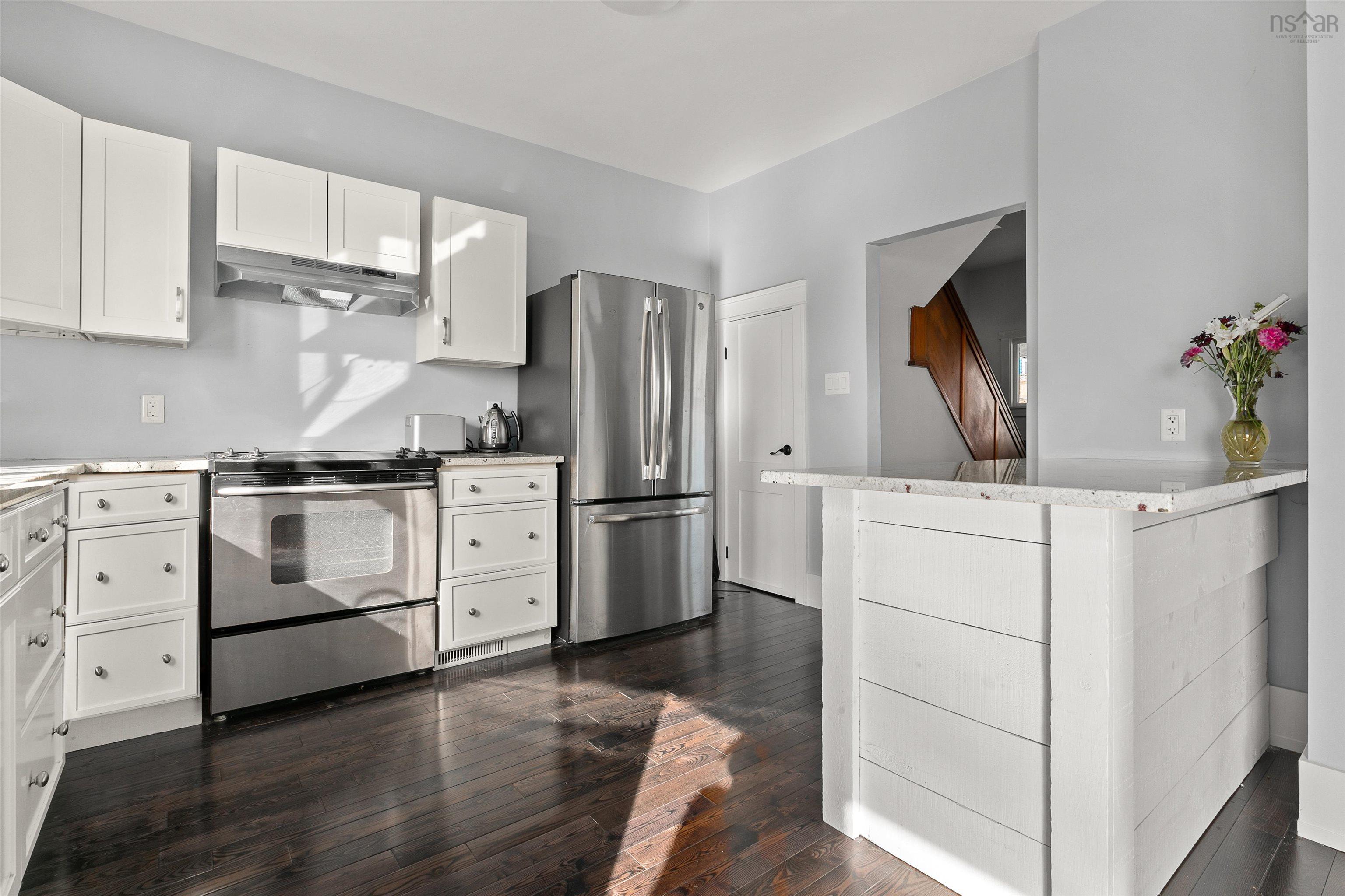 $534,900.00: 30 Cuisack Street, Dartmouth