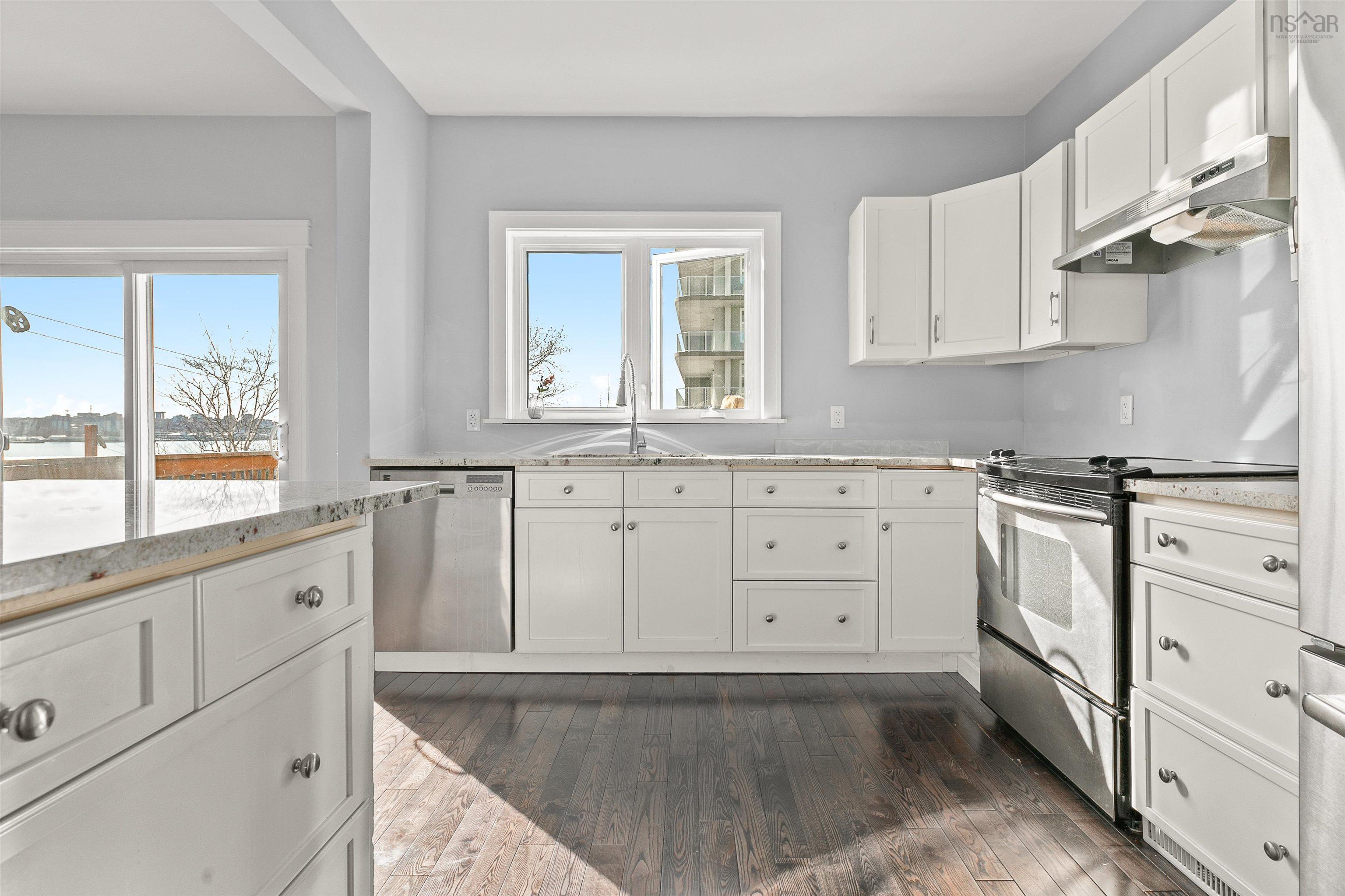 $534,900.00: 30 Cuisack Street, Dartmouth