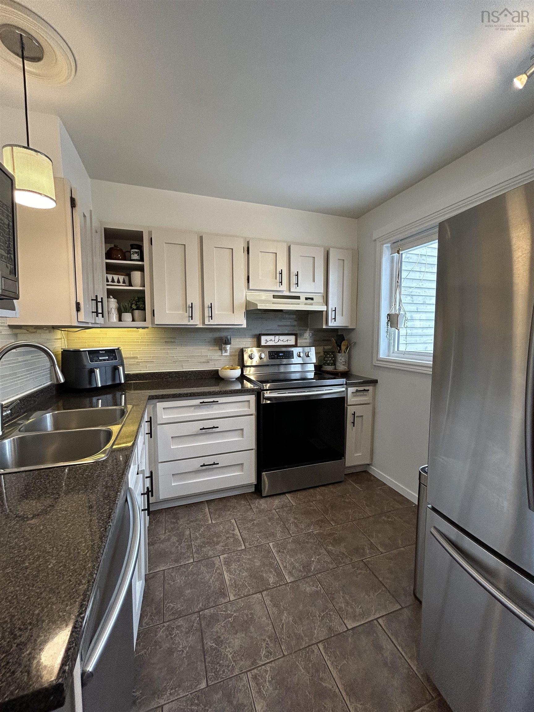 $205,000.00: 10 Bonaventure Place, Debert