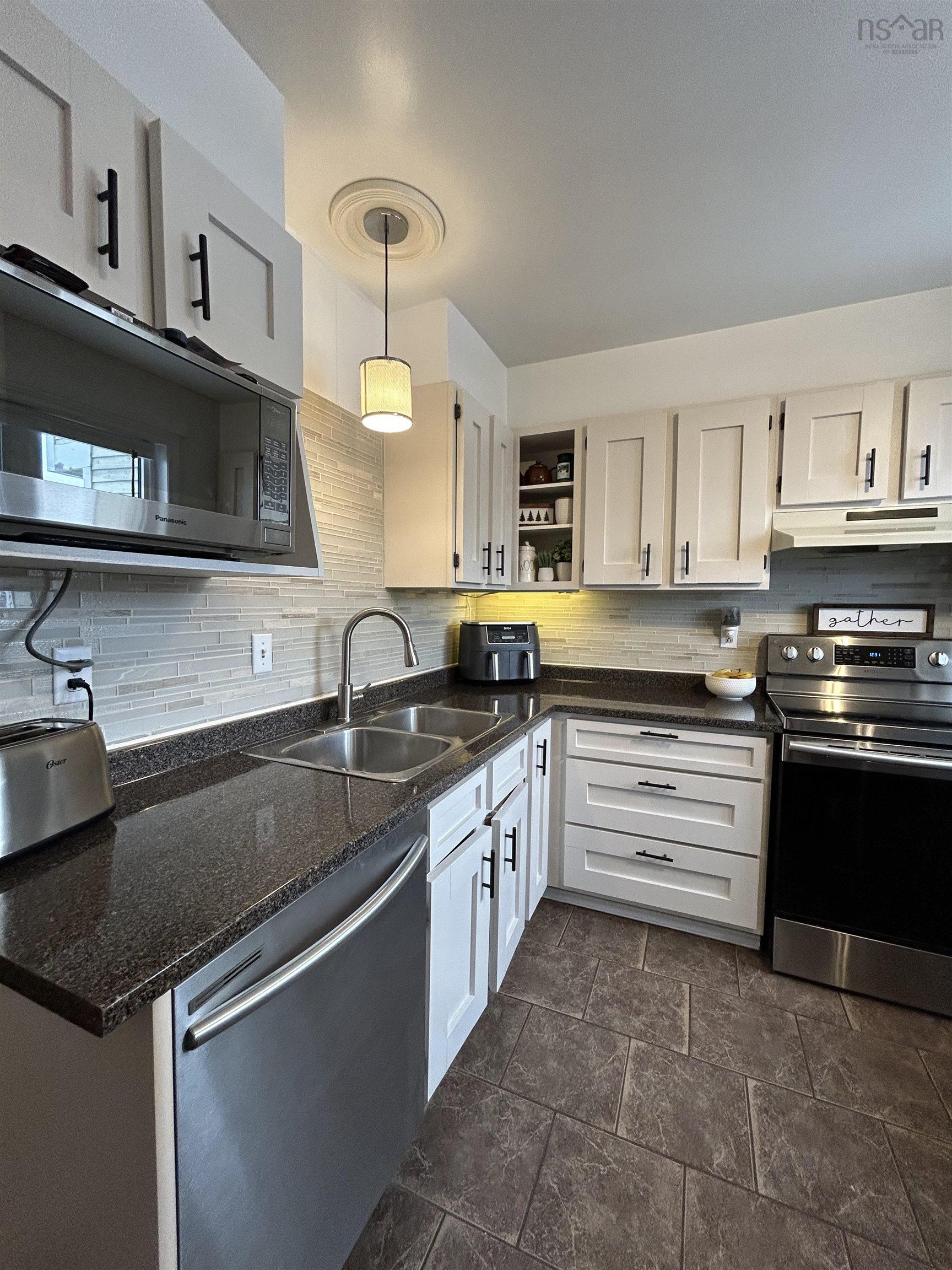 $205,000.00: 10 Bonaventure Place, Debert