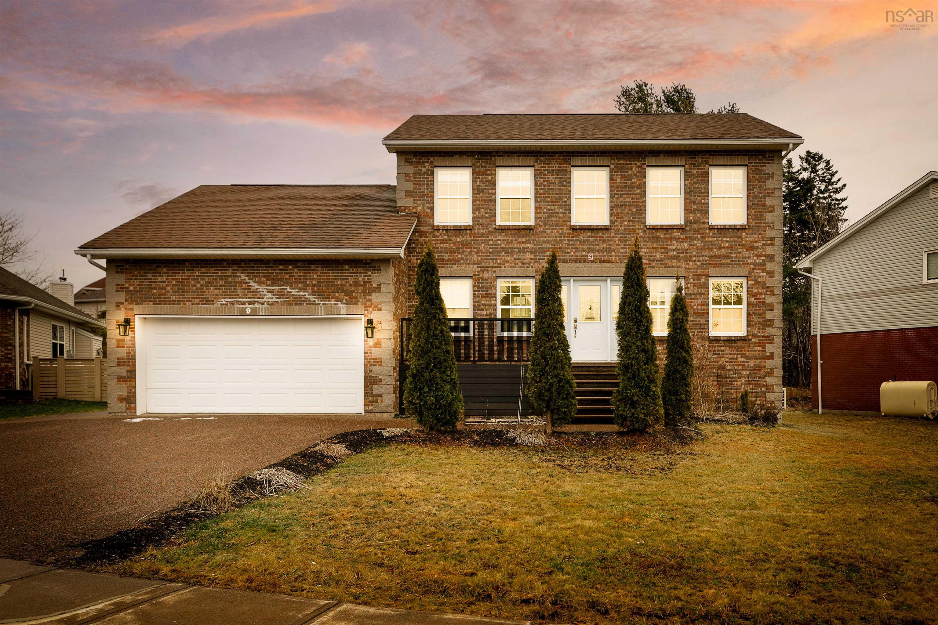 $834,900.00: 9 Lanshaw Close, Halifax