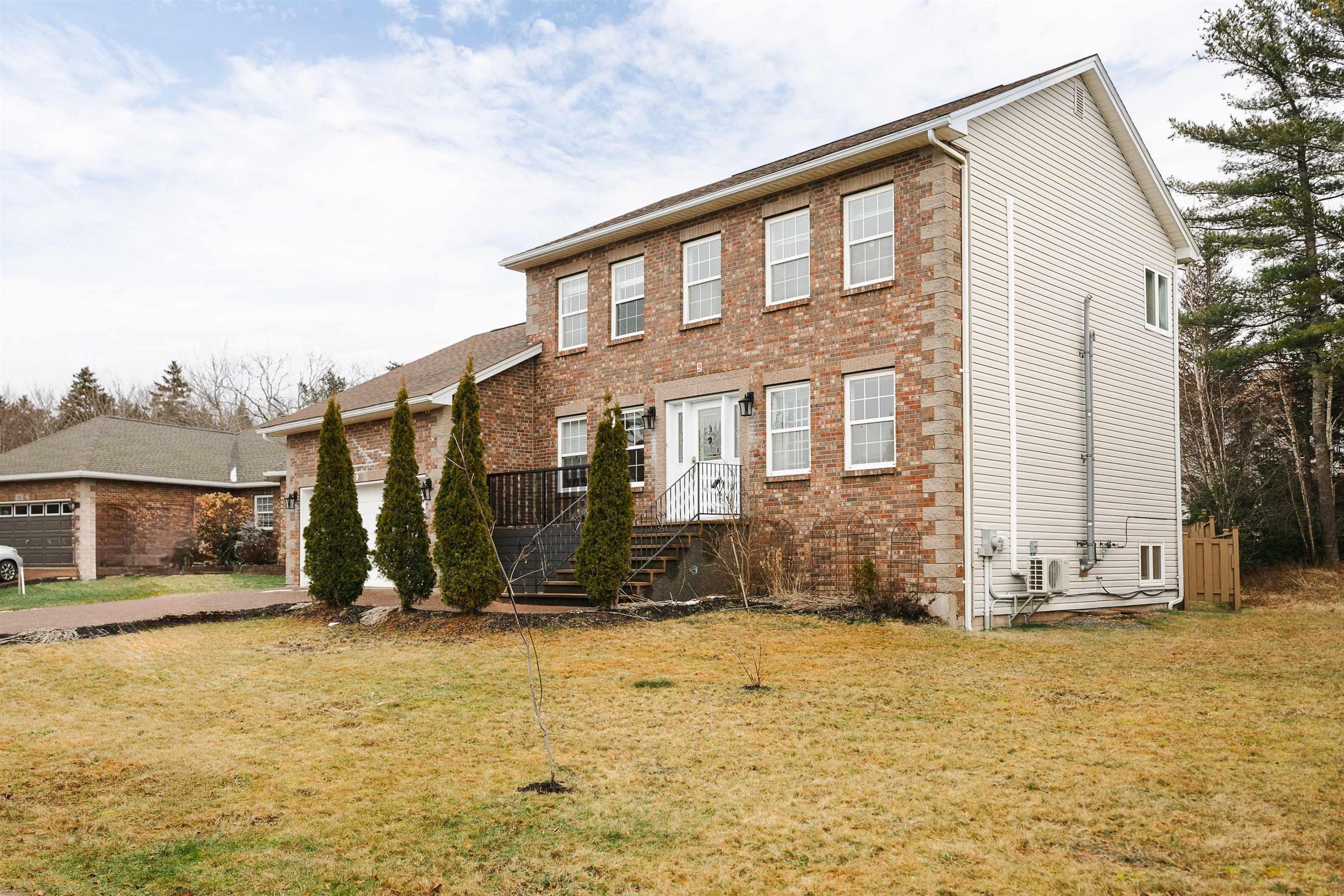 $834,900.00: 9 Lanshaw Close, Halifax