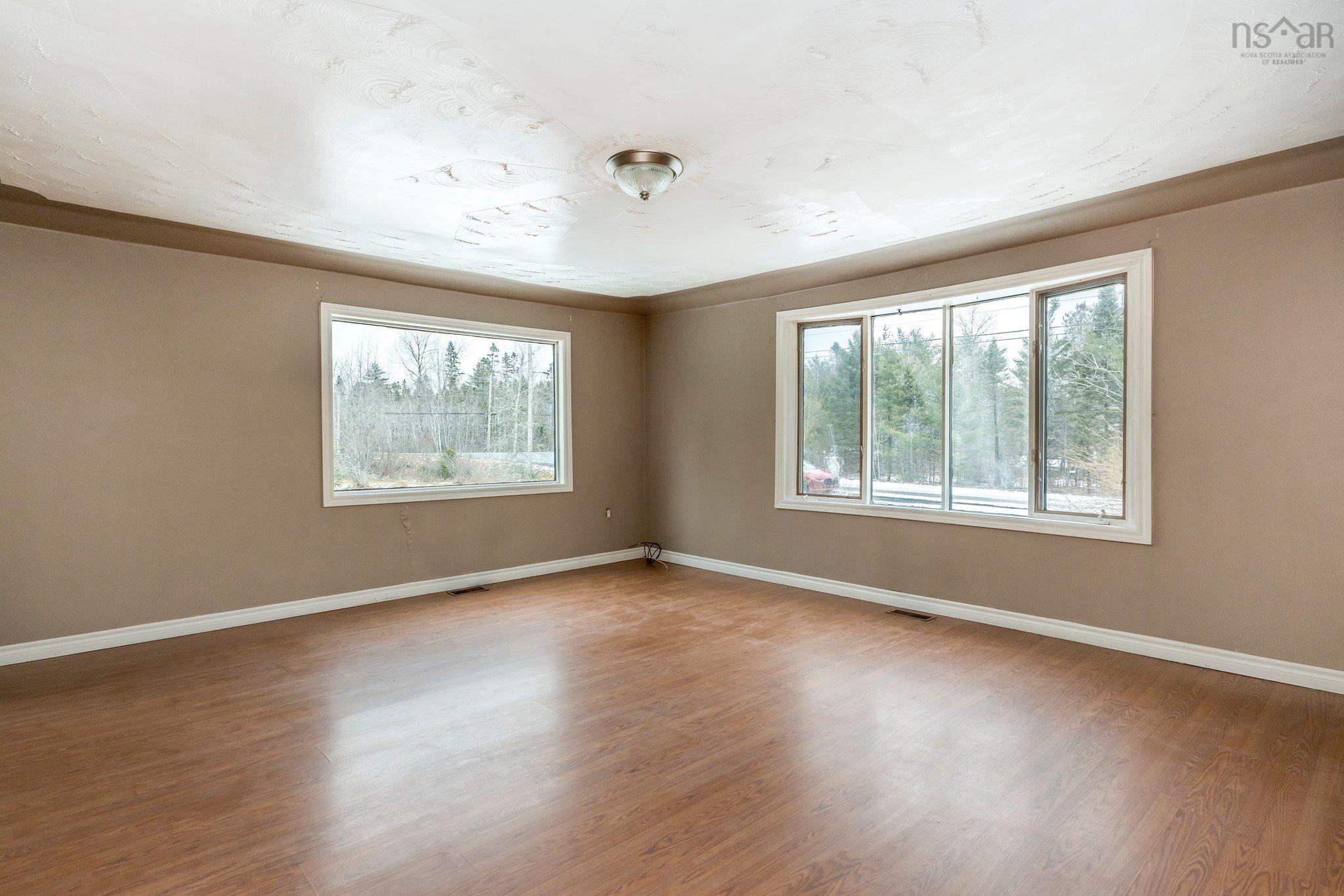 $319,000.00: 10 Birch Hill Drive, Nine Mile River