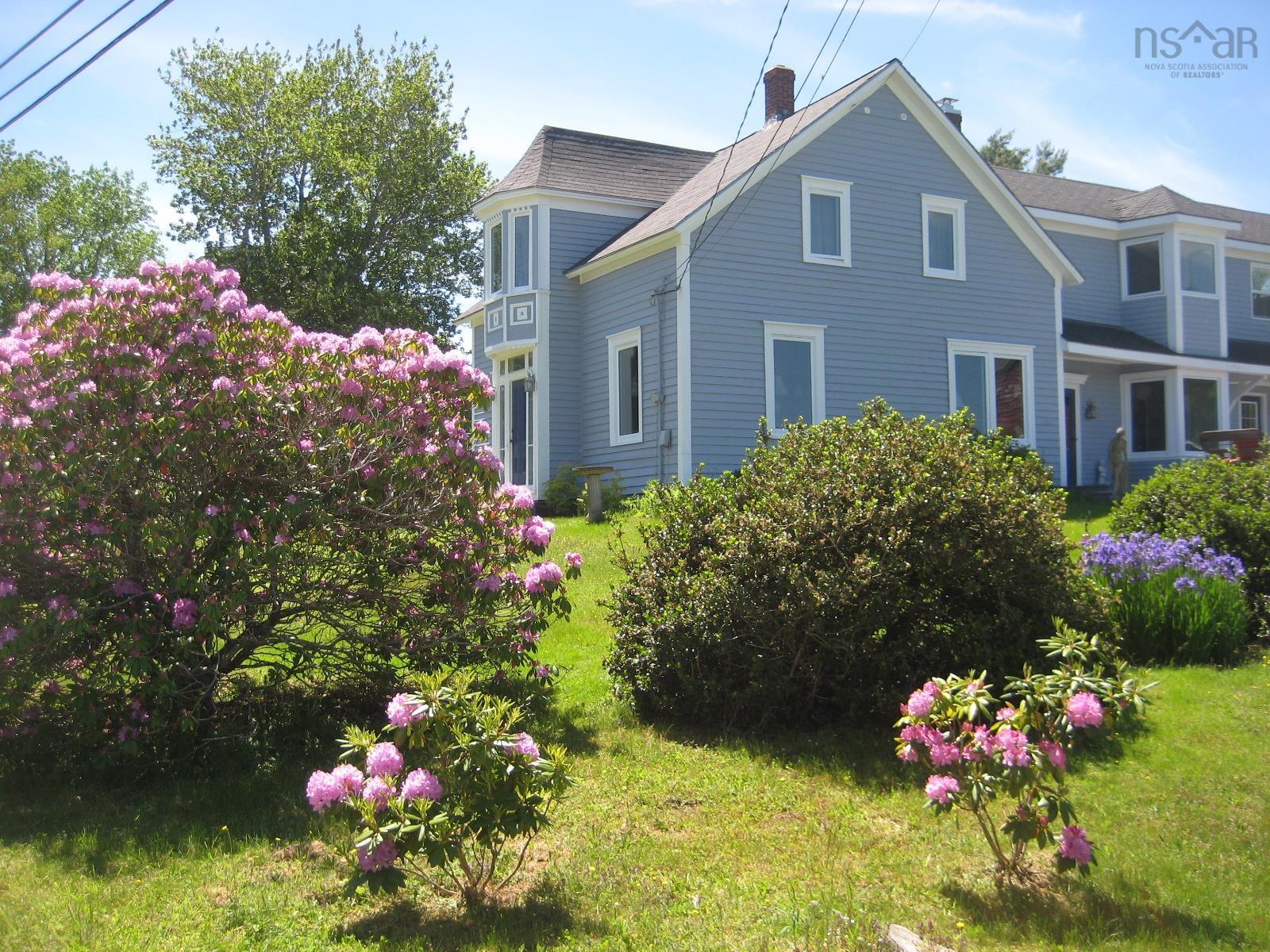 $719,900.00: 5888 331 Highway, Petite Rivière