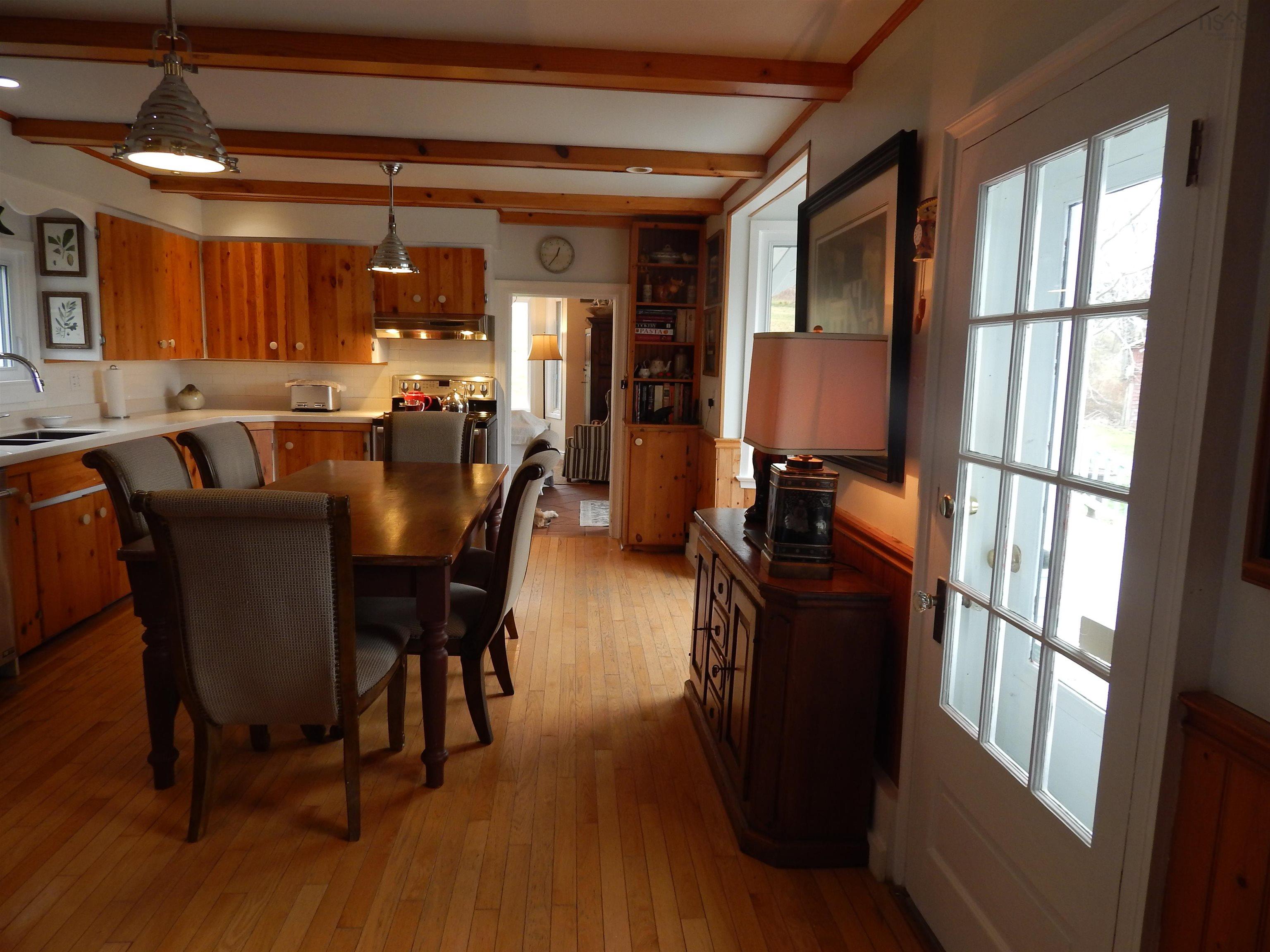 $719,900.00: 5888 331 Highway, Petite Rivière