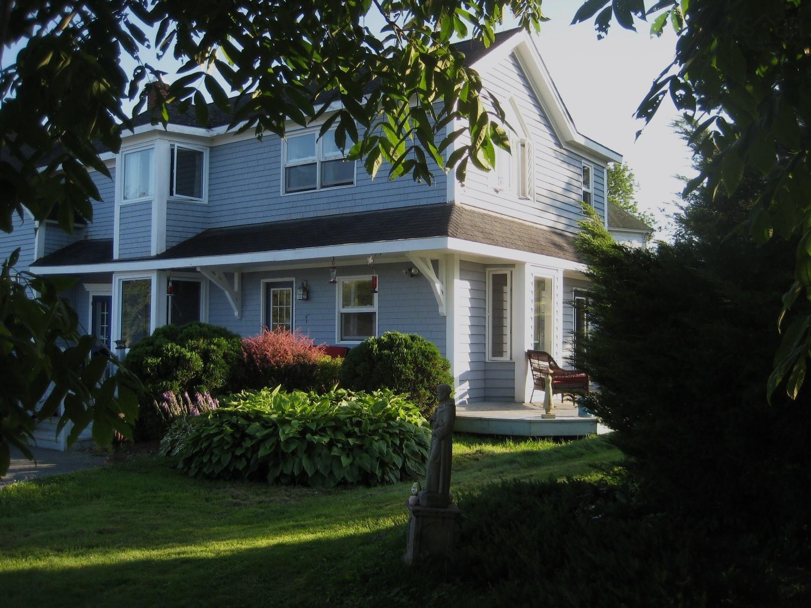 $719,900.00: 5888 331 Highway, Petite Rivière