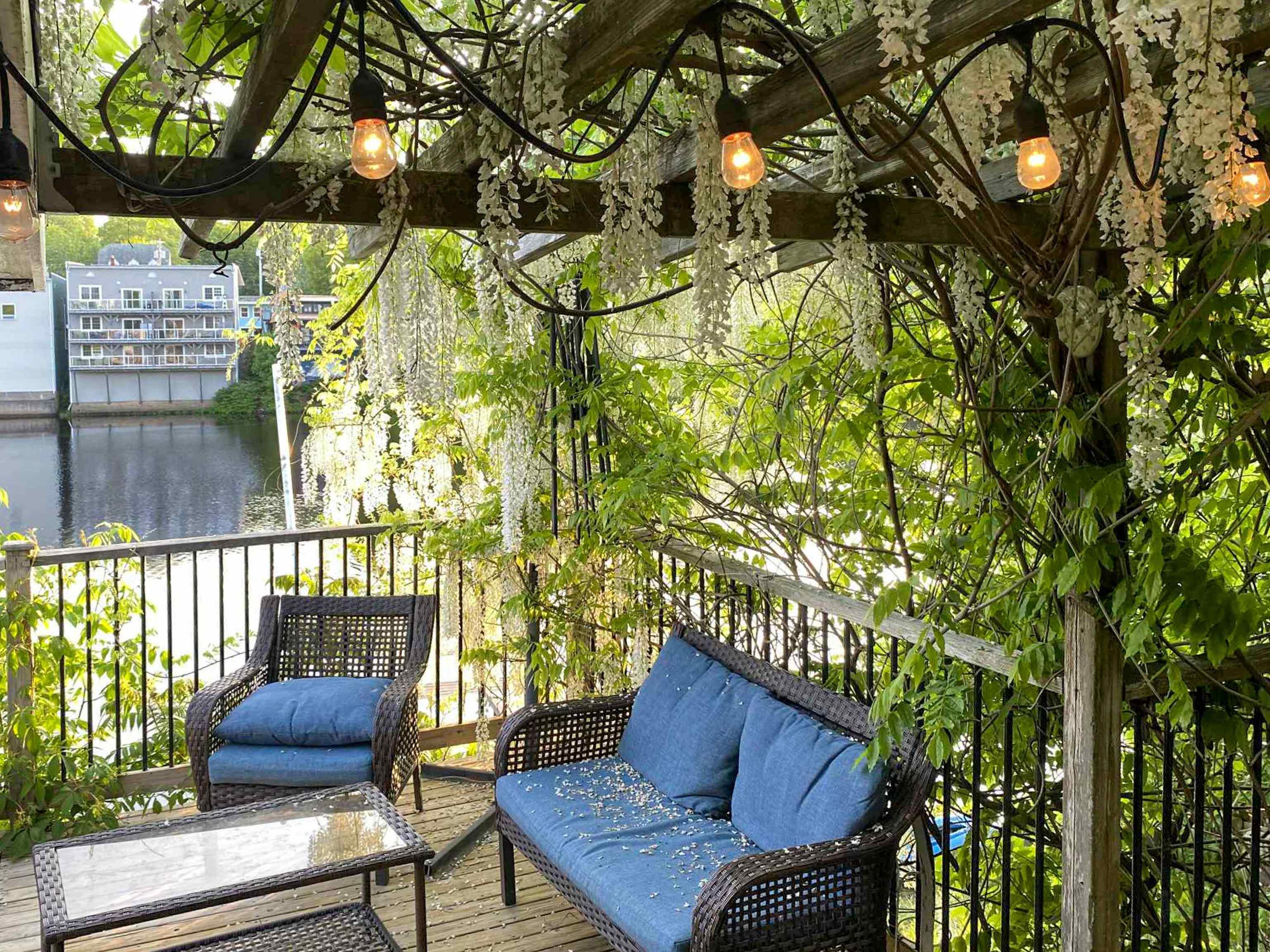 $434,900.00: 553 LAHAVE Street, Bridgewater