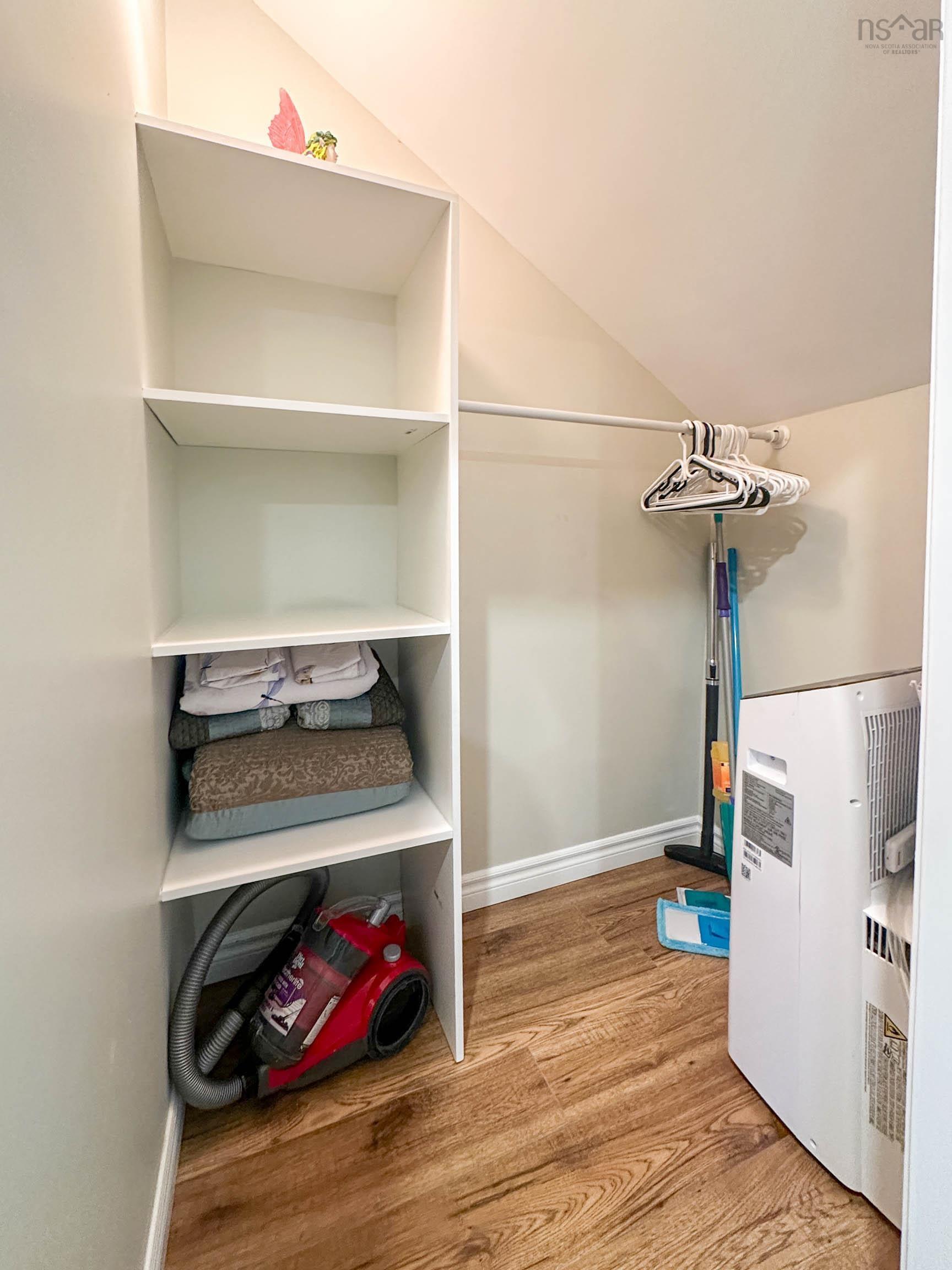 $434,900.00: 553 LAHAVE Street, Bridgewater