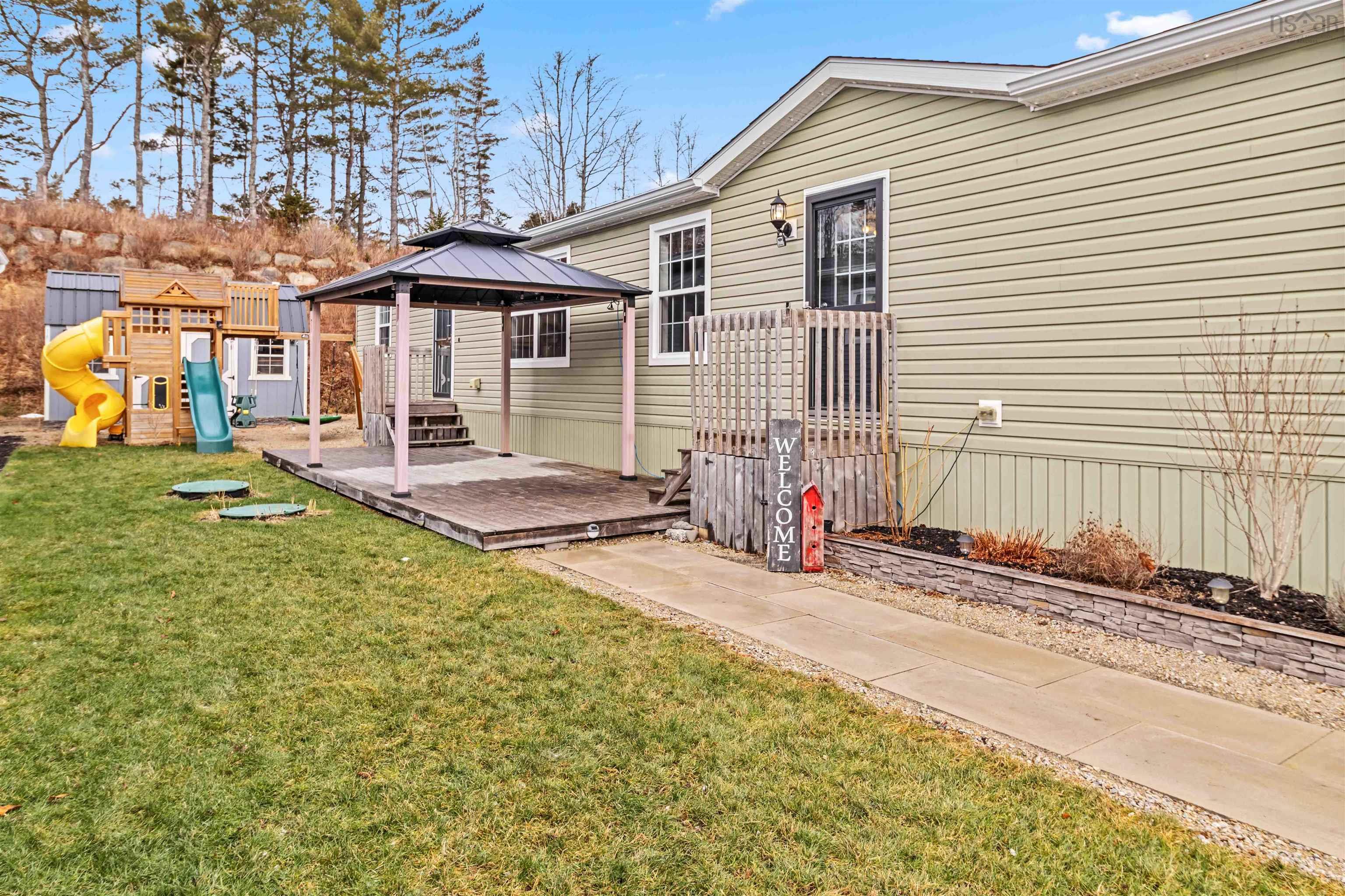 $274,900.00: 19 Breeze Circle, Simms Settlement