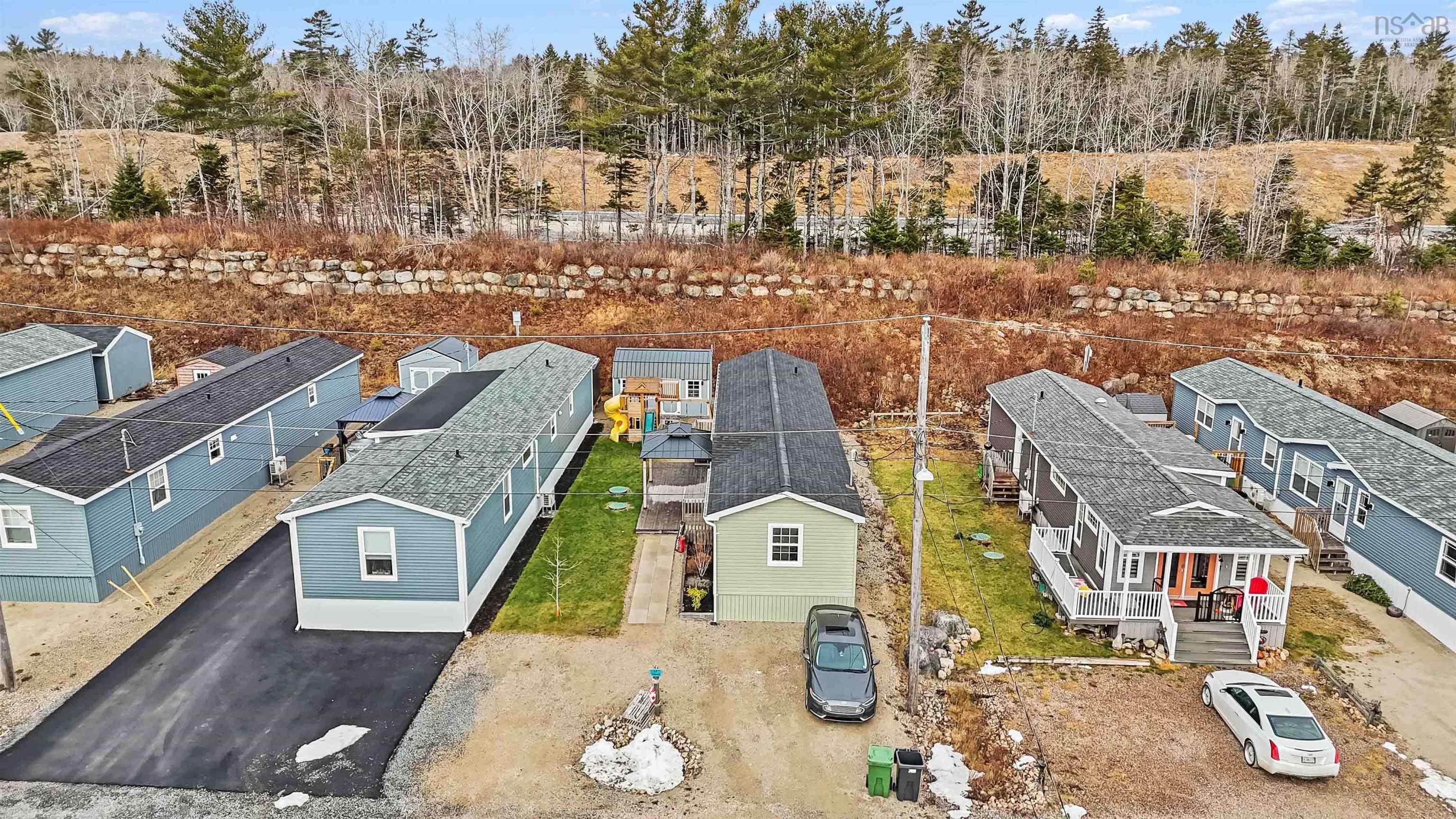 $274,900.00: 19 Breeze Circle, Simms Settlement