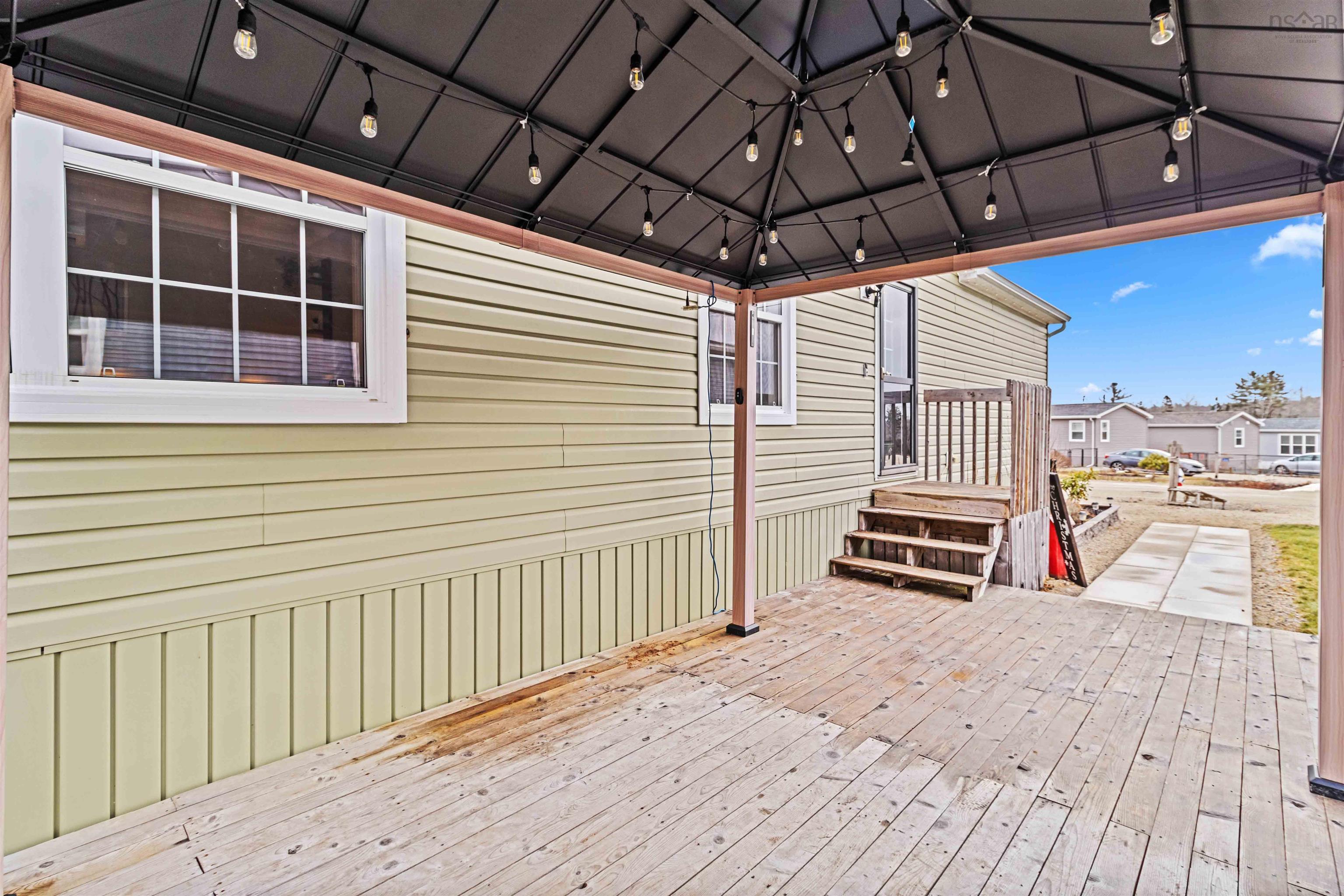 $274,900.00: 19 Breeze Circle, Simms Settlement