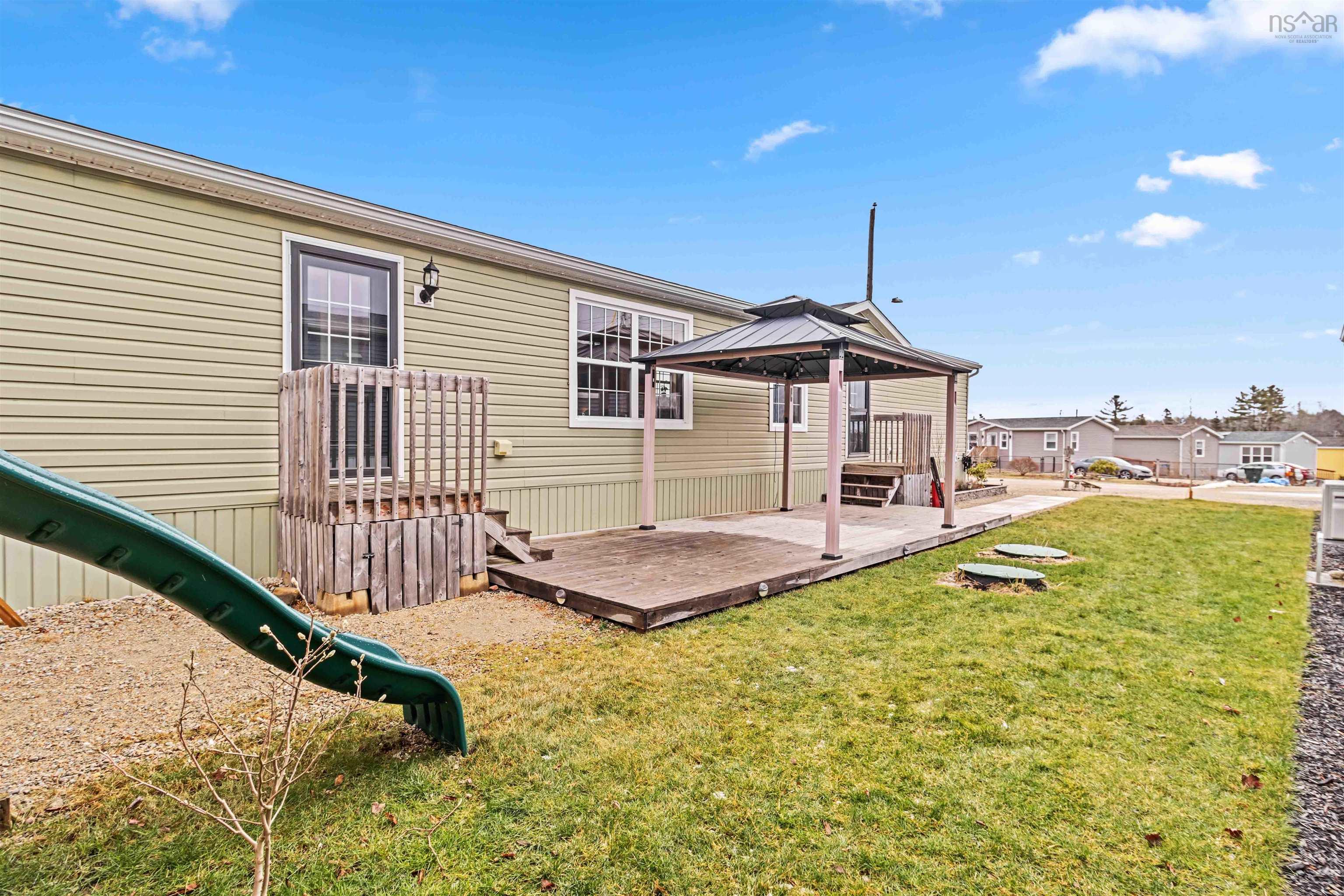 $274,900.00: 19 Breeze Circle, Simms Settlement