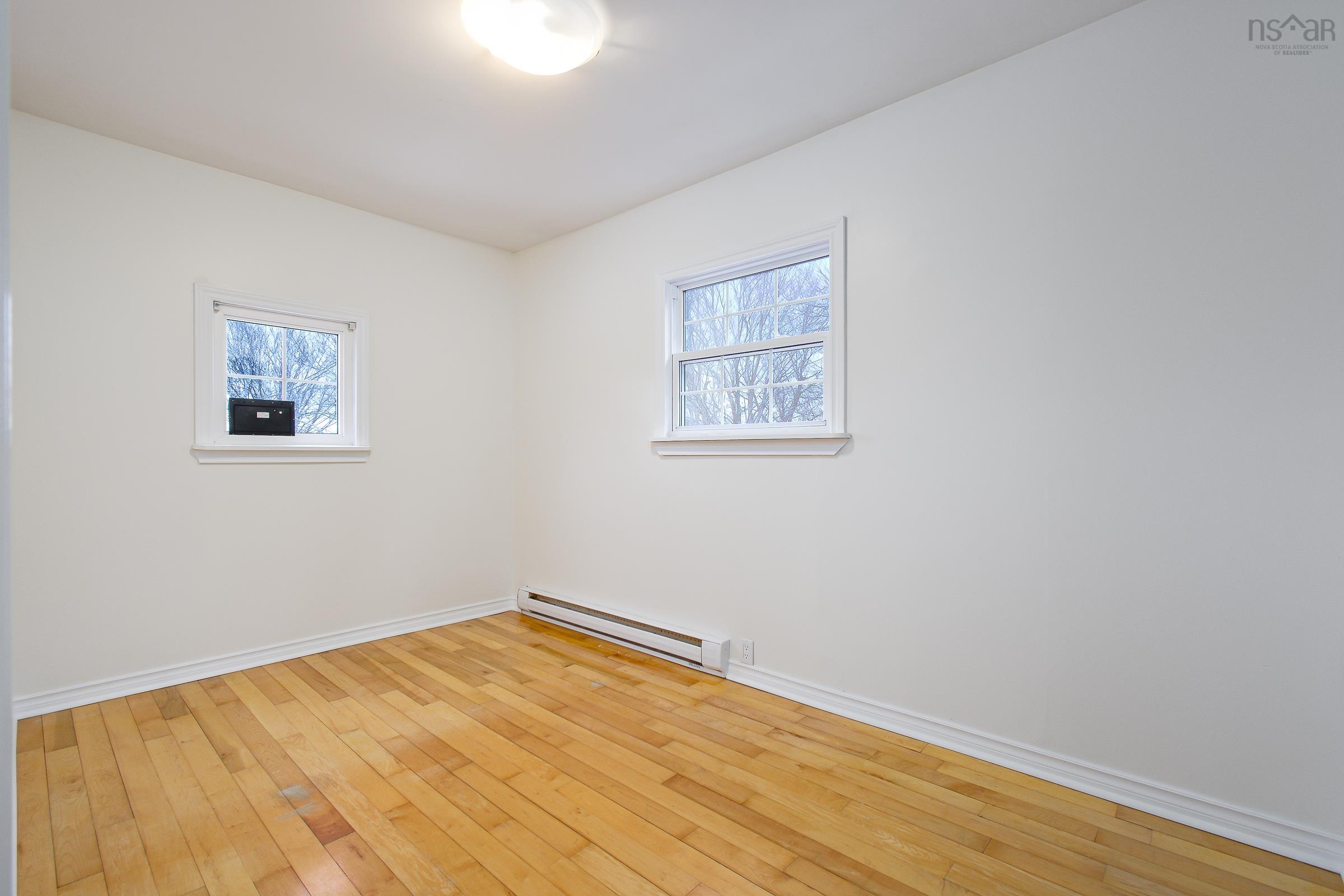 $249,900.00: 321 Hillside Road    Albert Bridge Road, Albert Bridge