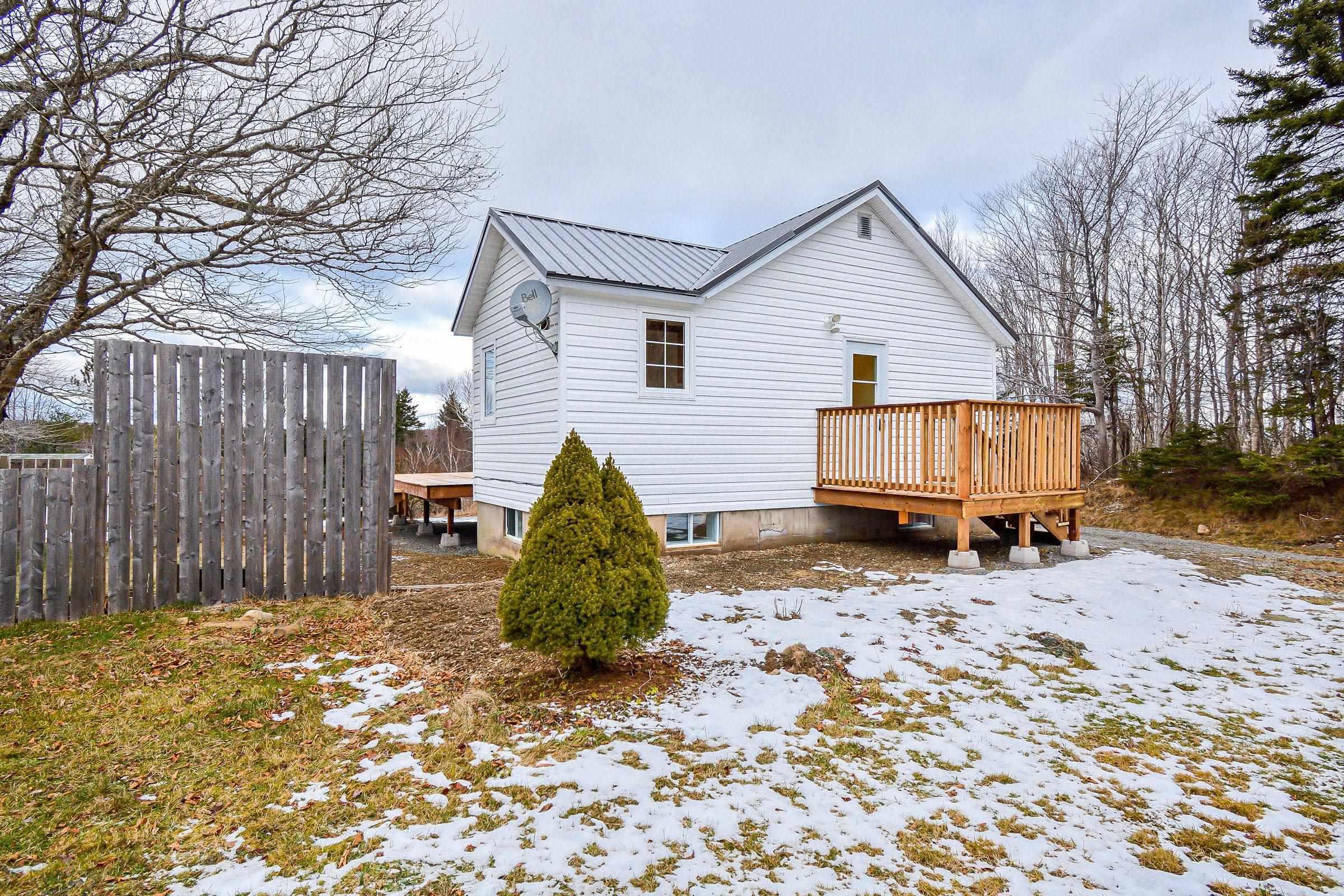 $249,900.00: 321 Hillside Road    Albert Bridge Road, Albert Bridge