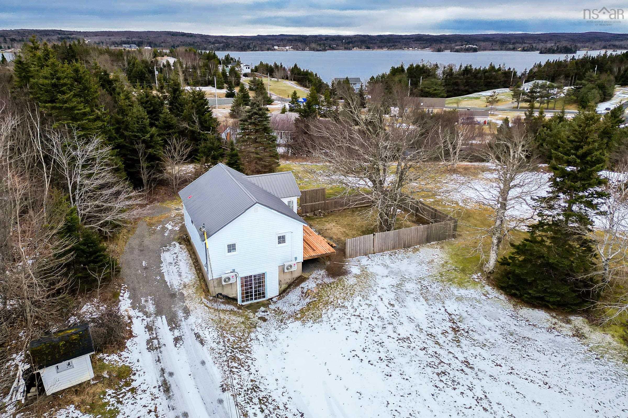 $249,900.00: 321 Hillside Road    Albert Bridge Road, Albert Bridge